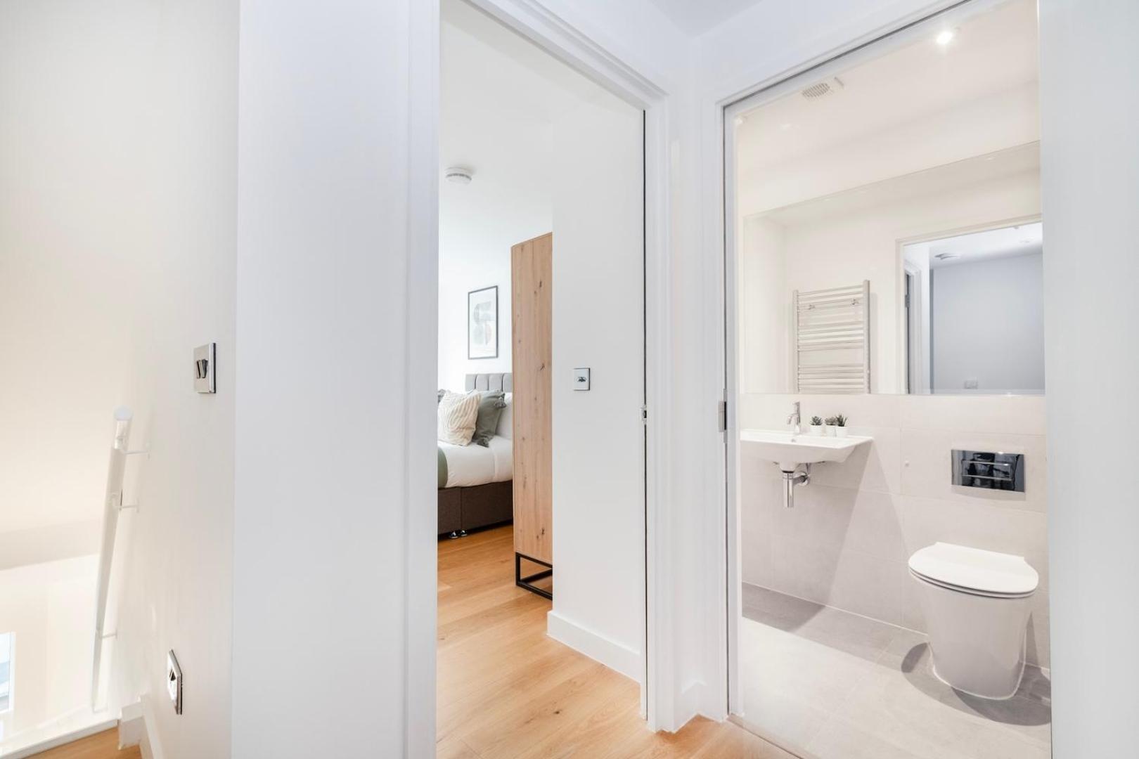 Bnbnook - Fitzrovia Duplex - Soho & Oxford Street Apartment *