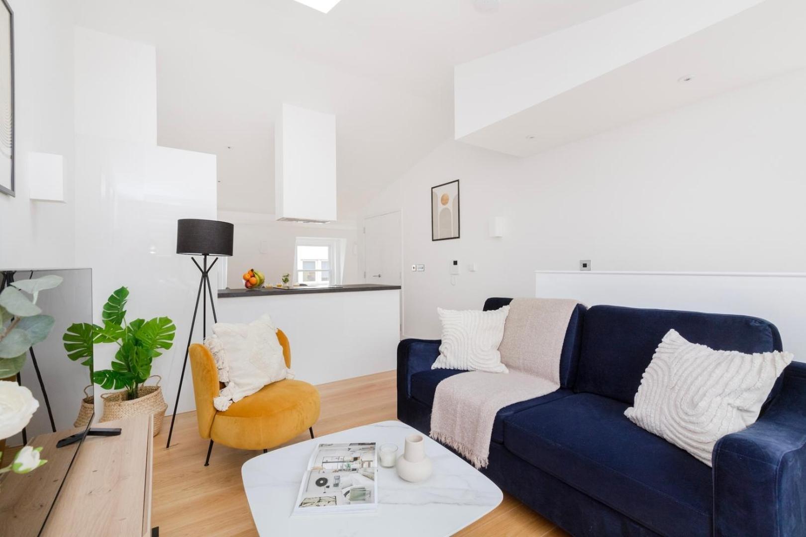 Bnbnook - Fitzrovia Duplex - Soho & Oxford Street Apartment London