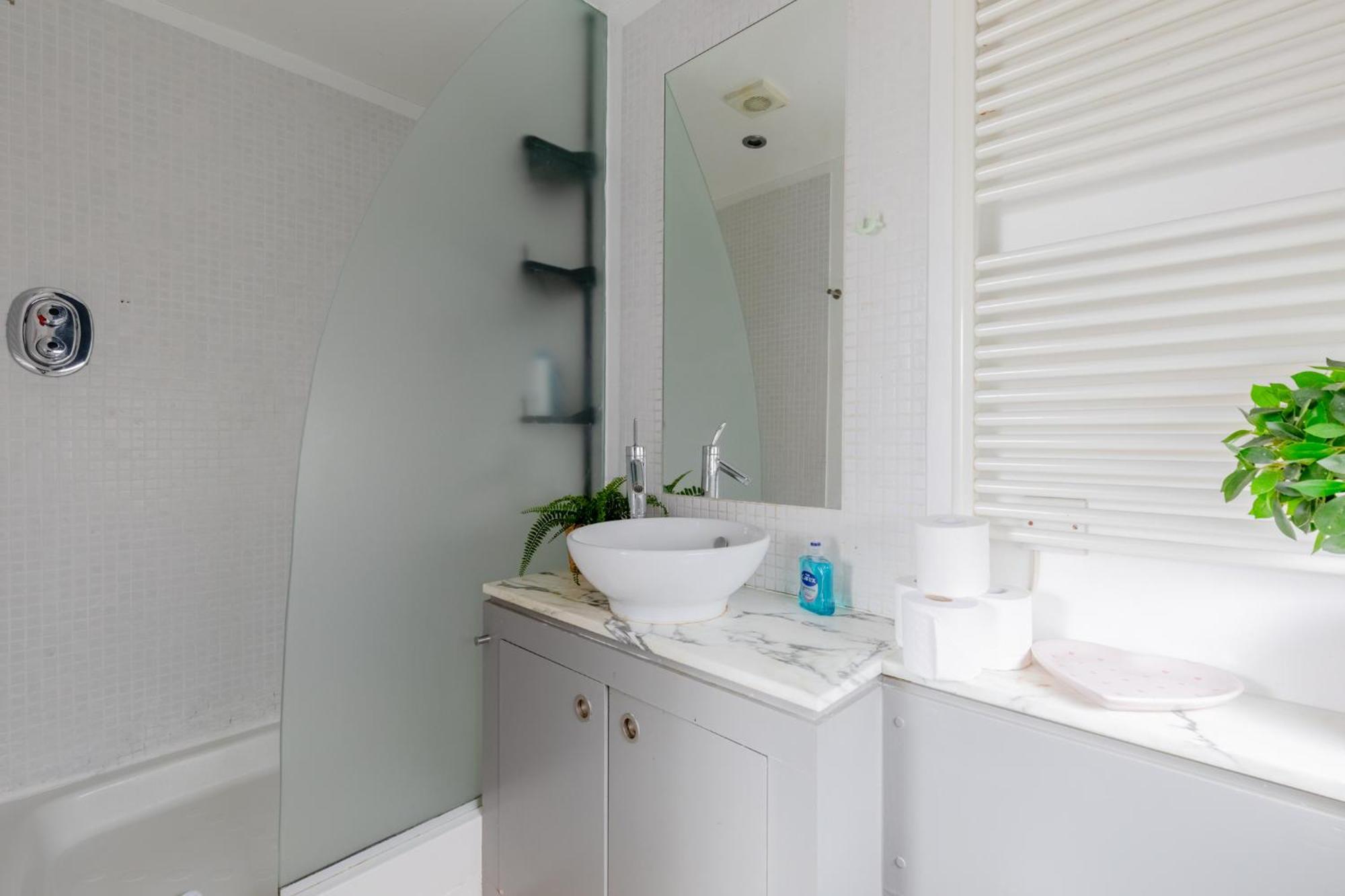 Apartment Stylish 2bd Flat In Hammersmith W Private Balcony