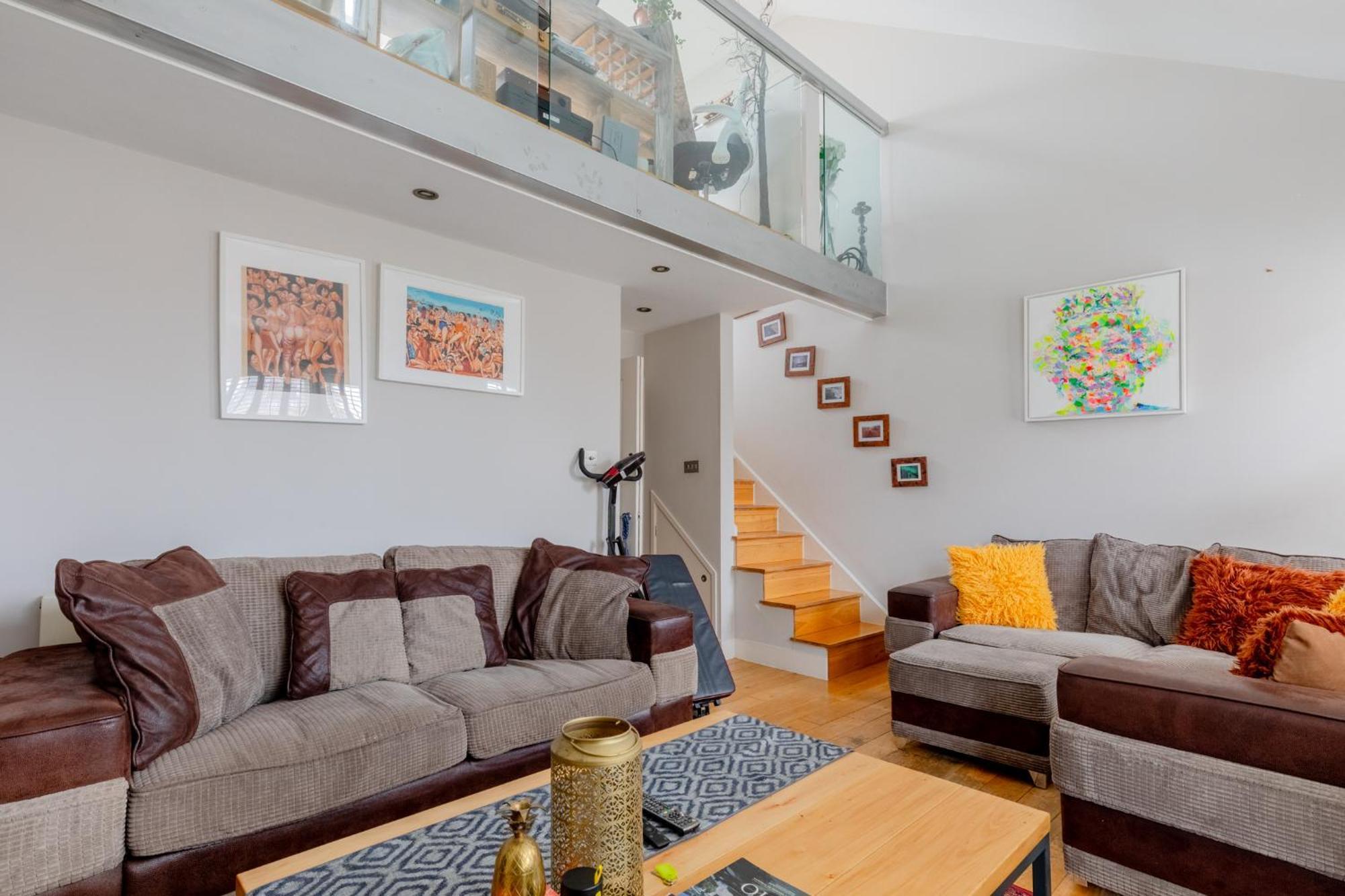 Stylish 2bd Flat In Hammersmith W Private Balcony Apartment London