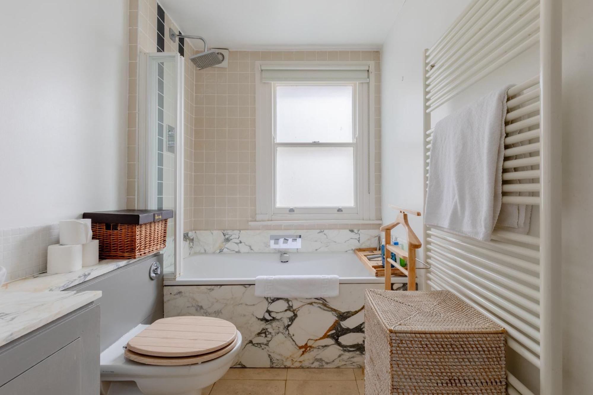 Apartment Stylish 2bd Flat In Hammersmith W Private Balcony *