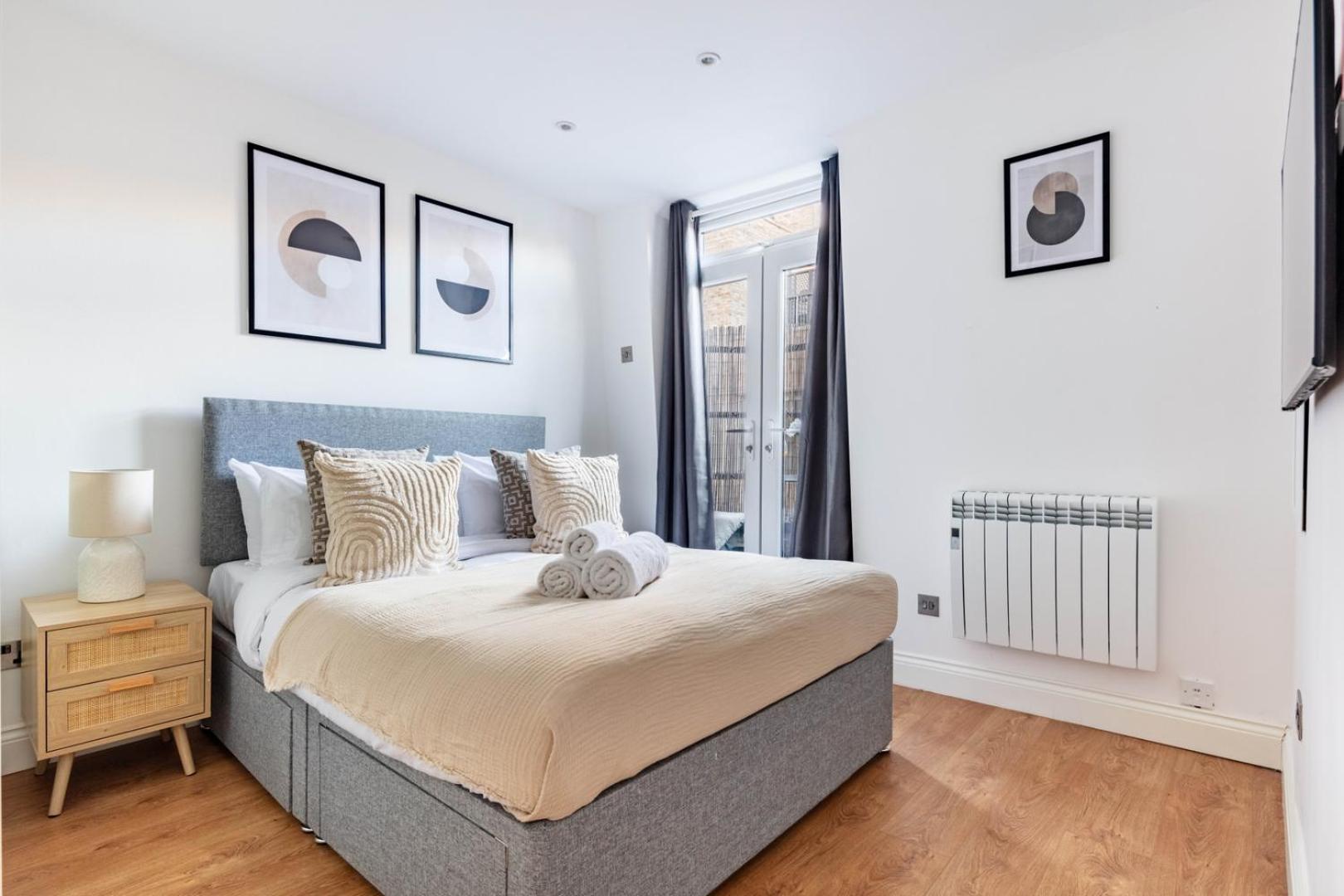 Apartment Bnbnook - Modern 1br With Balcony In The Heart Of West End London
