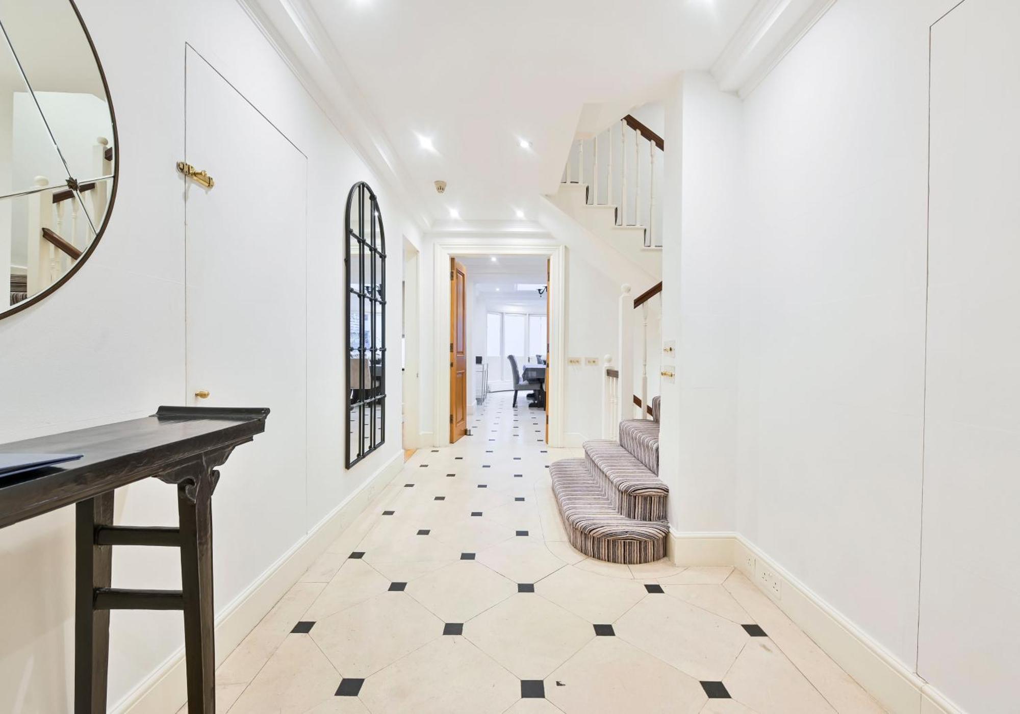 Holiday home Exclusive Knightsbridge Townhouse With Parking