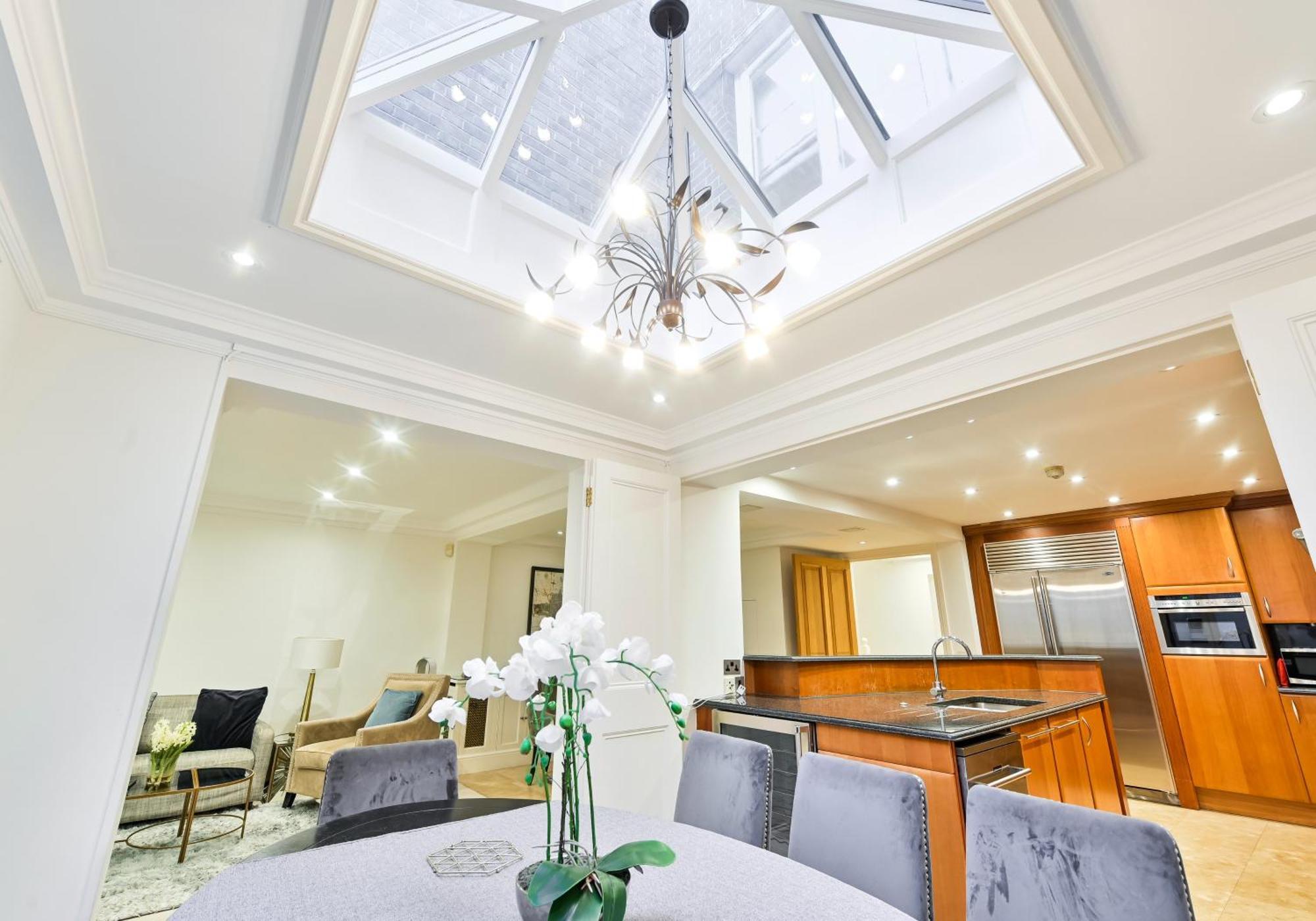 Holiday home Exclusive Knightsbridge Townhouse With Parking *
