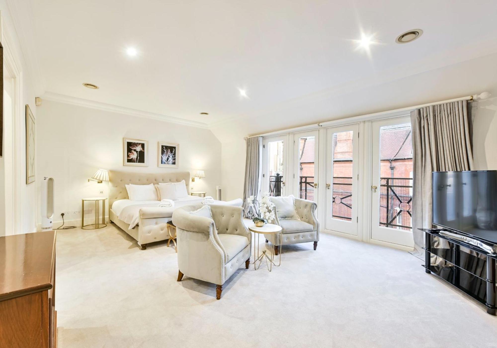 Holiday home Exclusive Knightsbridge Townhouse With Parking