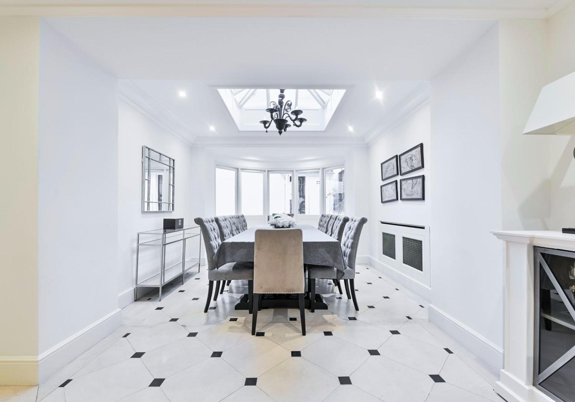 Holiday home Exclusive Knightsbridge Townhouse With Parking
