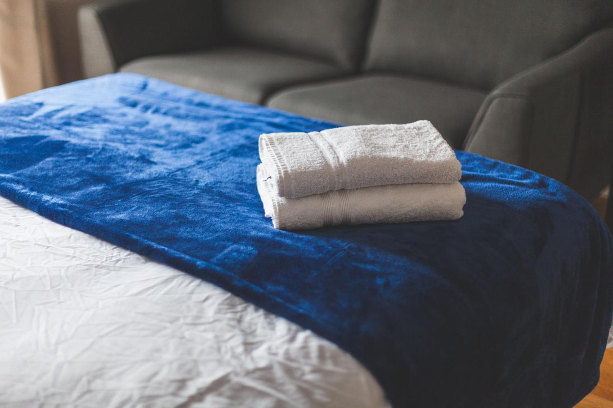 Relax And Unwind, King Beds Near Camden Town London