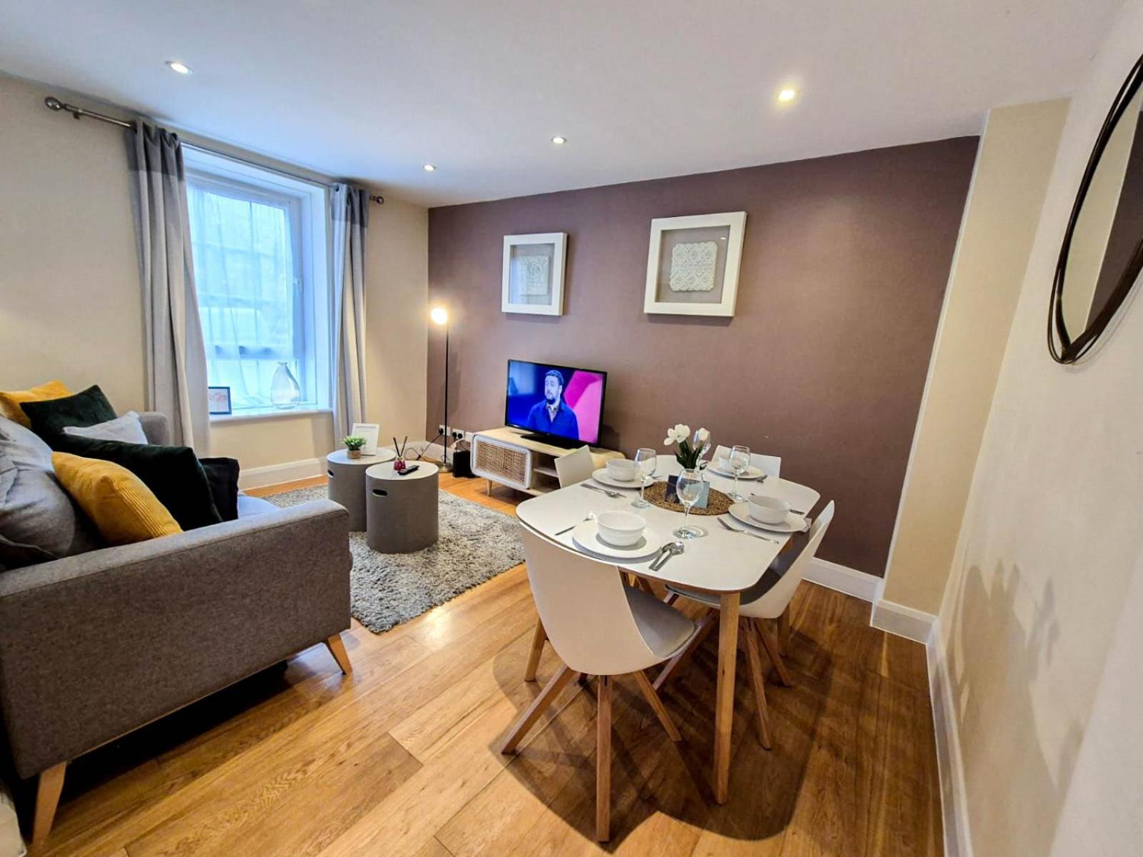 Chic 2-bedroom Flat In Vauxhall Near The Oval Apartment