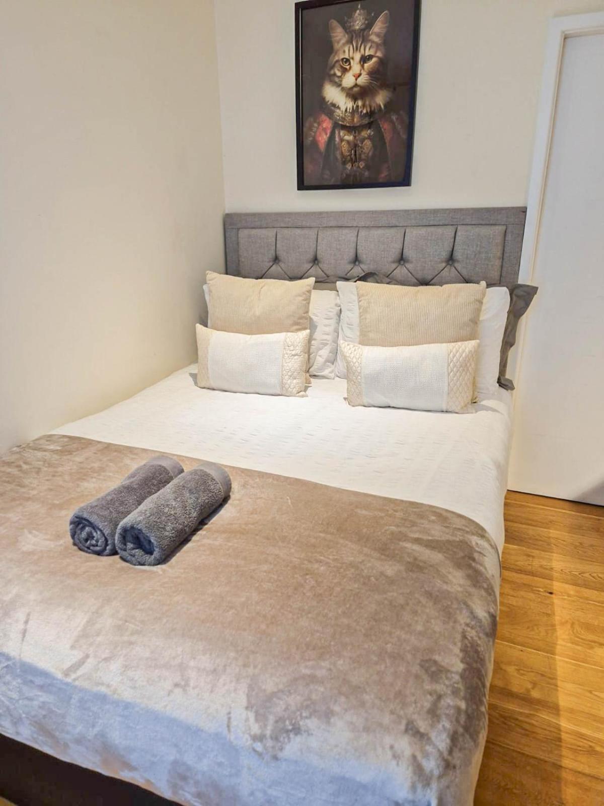 Apartment Chic 2-bedroom Flat In Vauxhall Near The Oval *