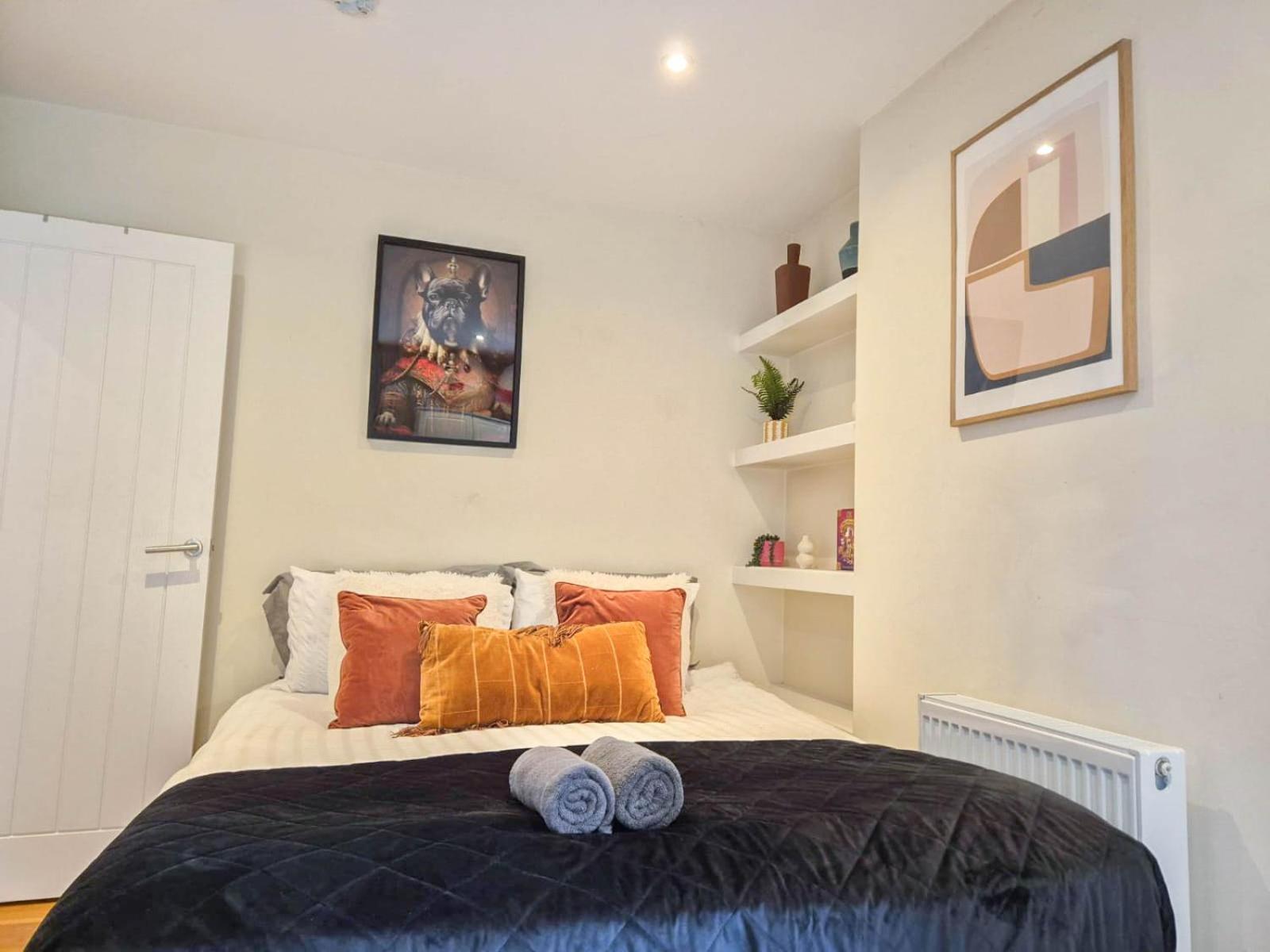 Chic 2-bedroom Flat In Vauxhall Near The Oval Apartment London