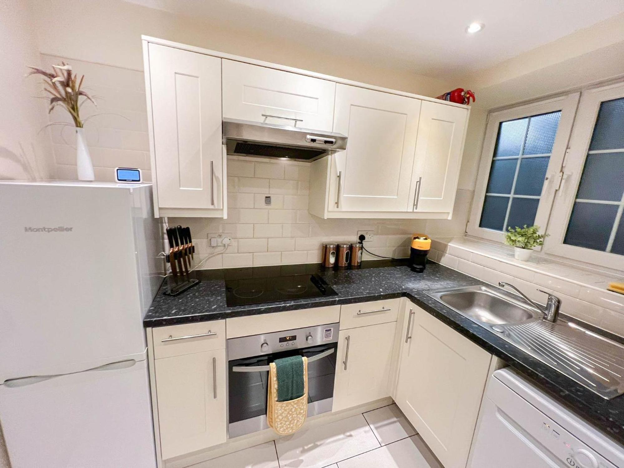 Chic 2-bedroom Flat In Vauxhall Near The Oval * London