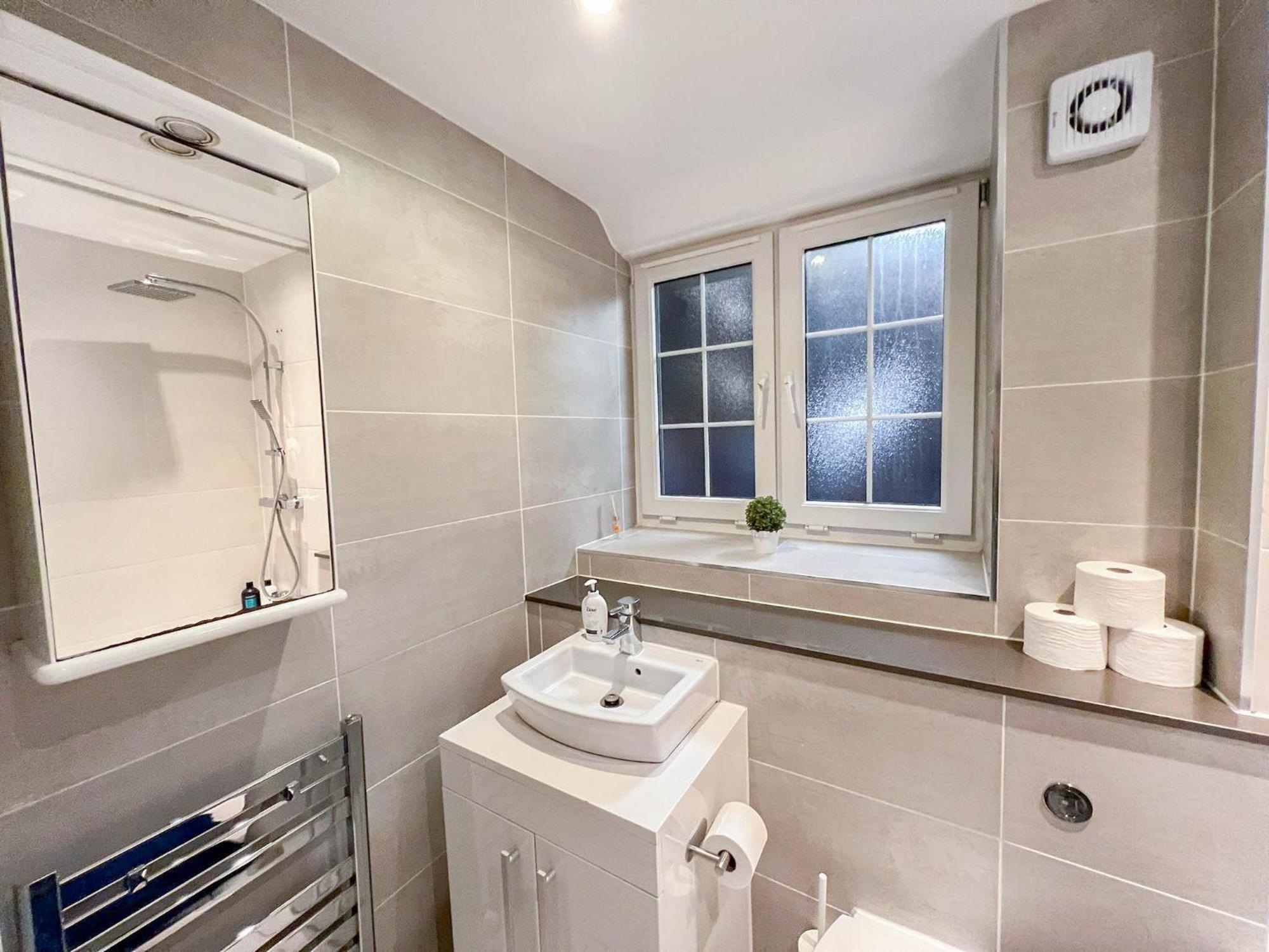 Apartment Chic 2-bedroom Flat In Vauxhall Near The Oval