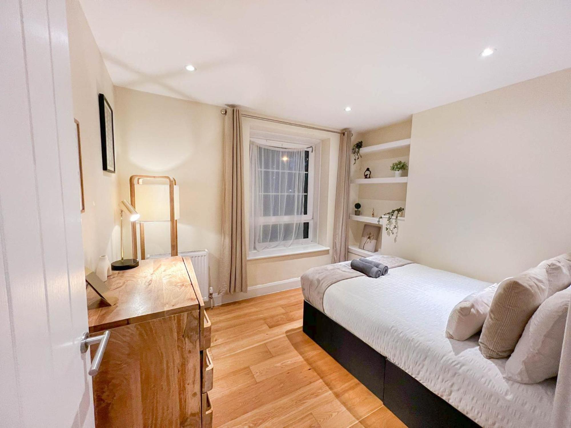 Apartment Chic 2-bedroom Flat In Vauxhall Near The Oval *