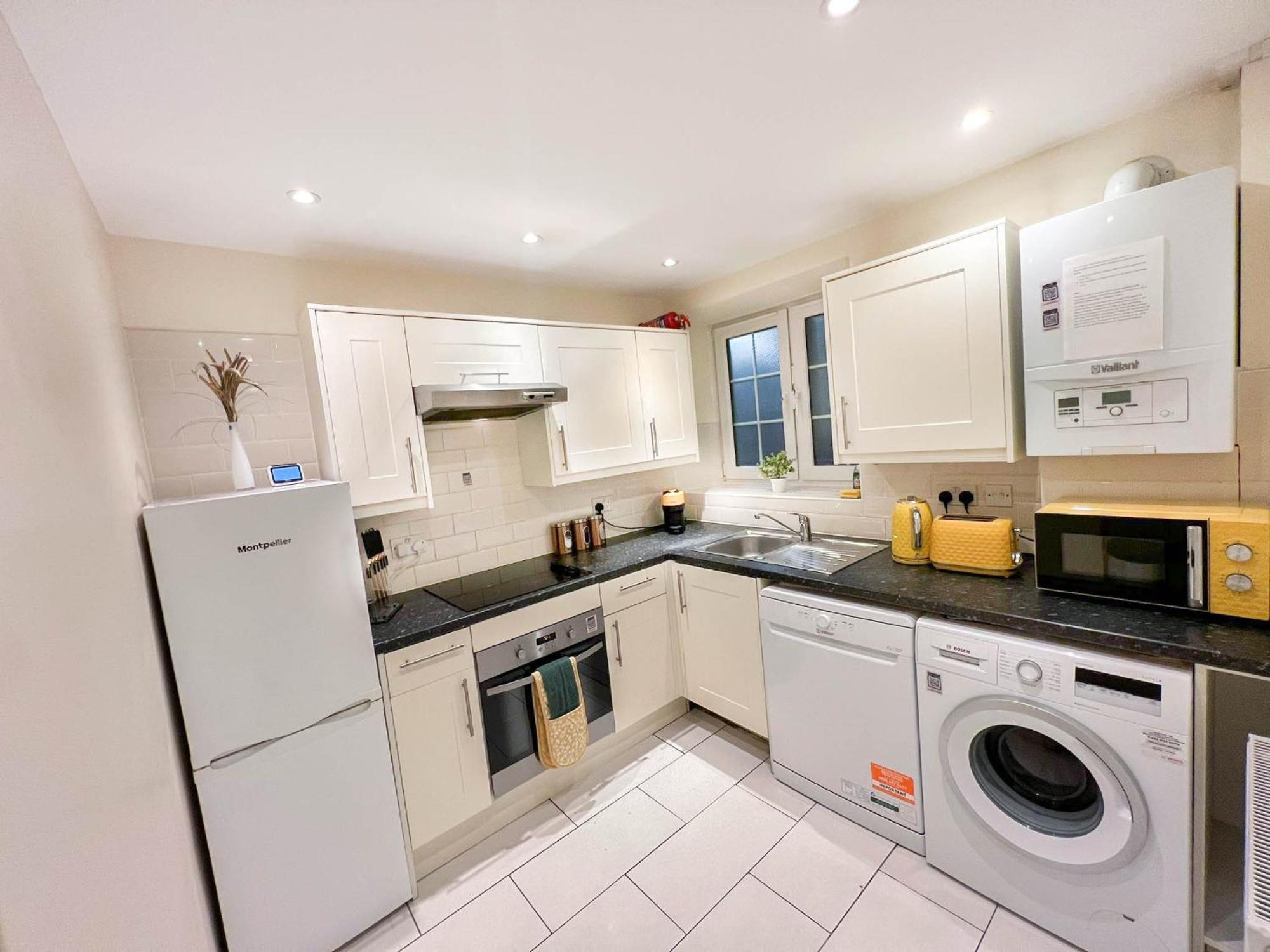 Chic 2-bedroom Flat In Vauxhall Near The Oval London