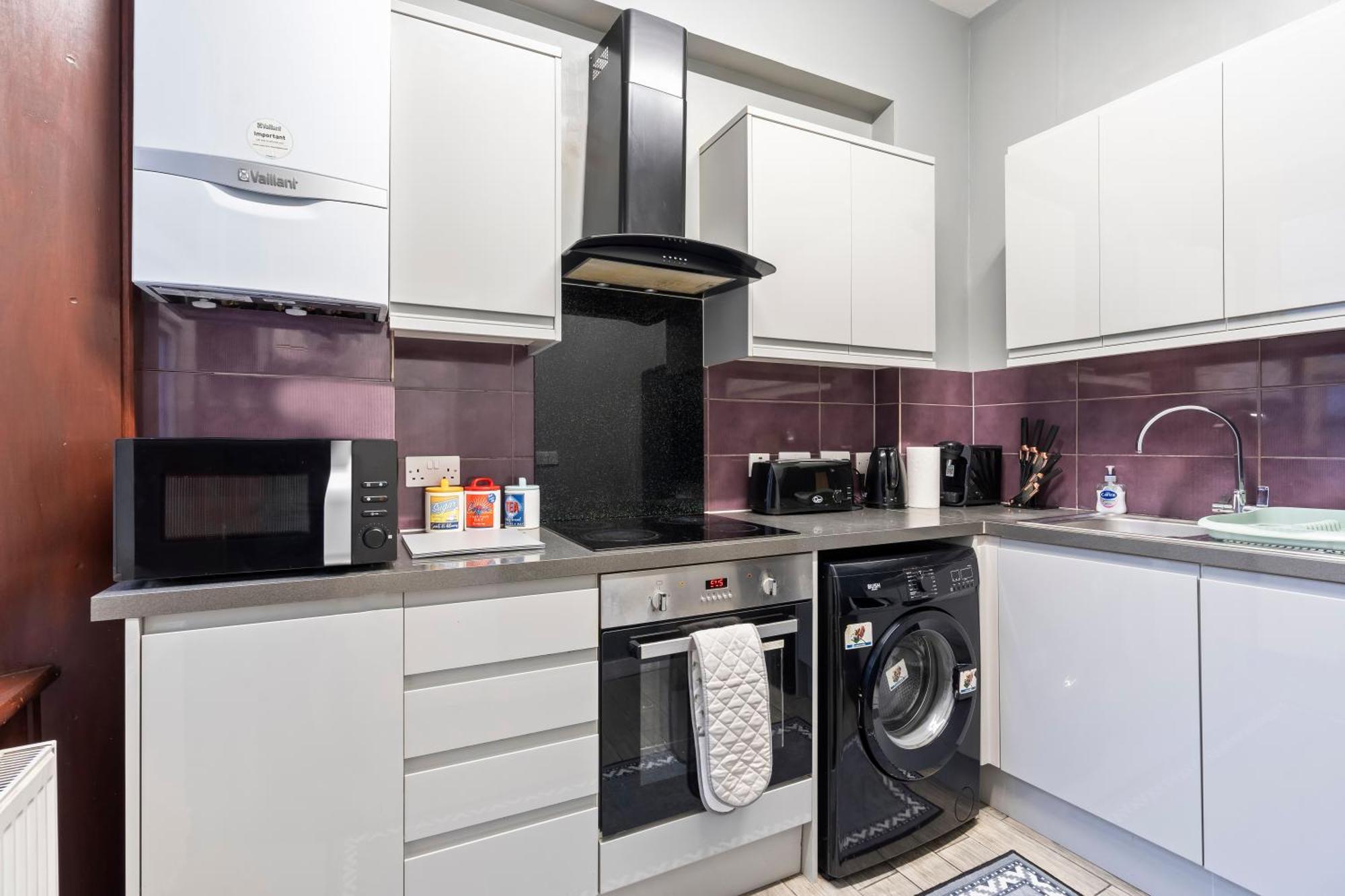 Spacious 3br Flat In Paddington And Hyde Park * London