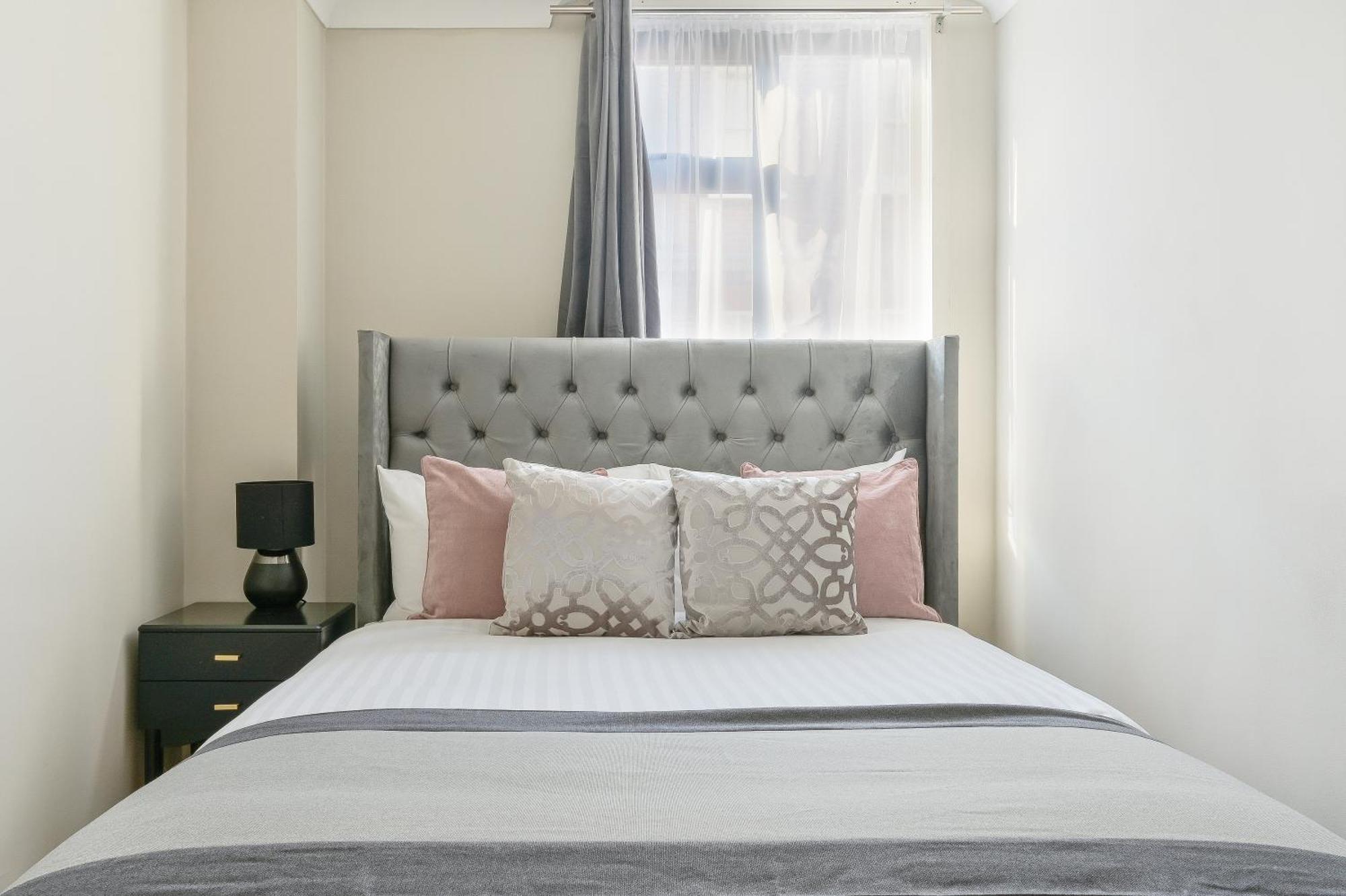 Apartment Avari - Princeton Collection