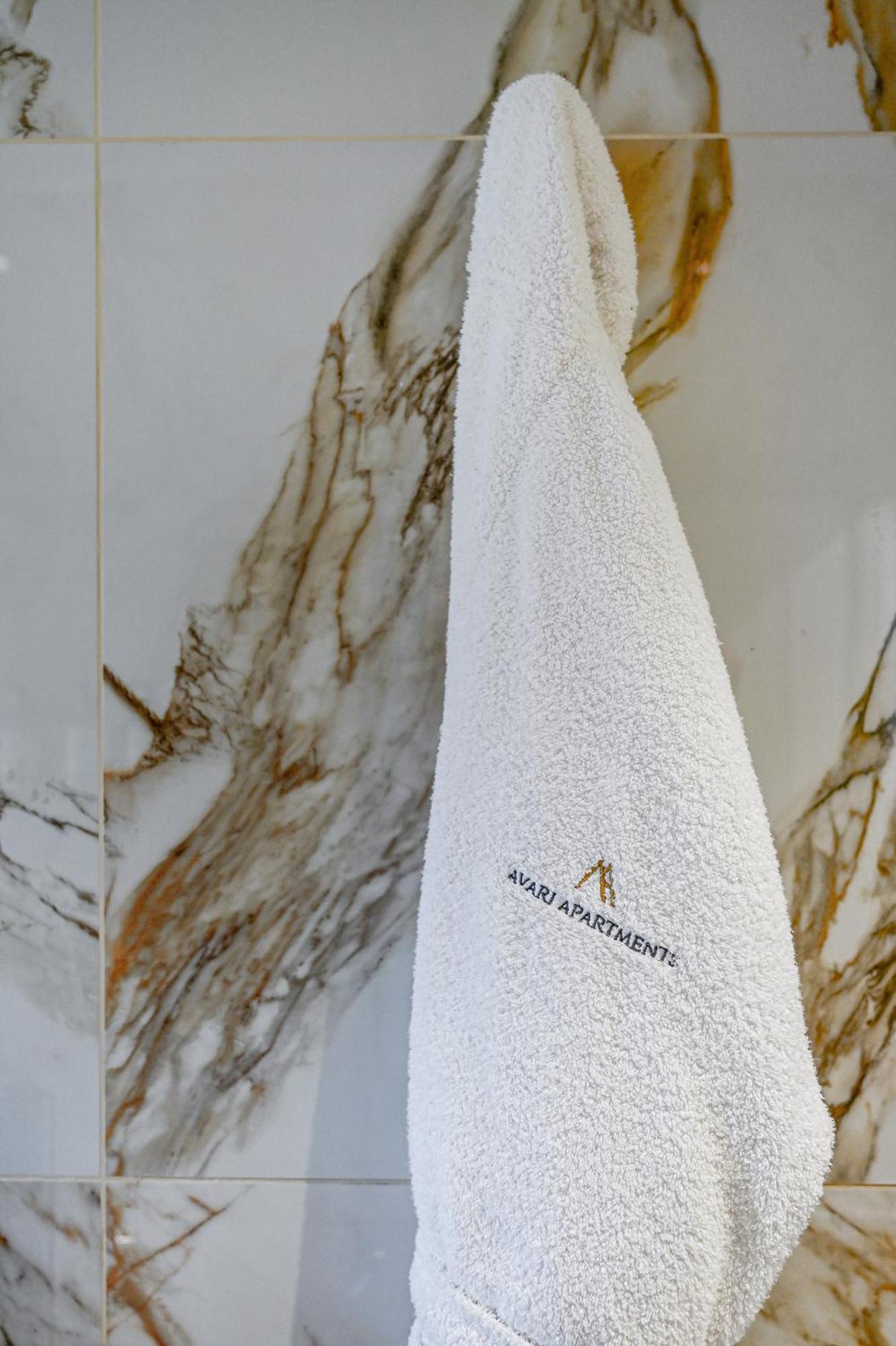 Avari - Princeton Collection Apartment *