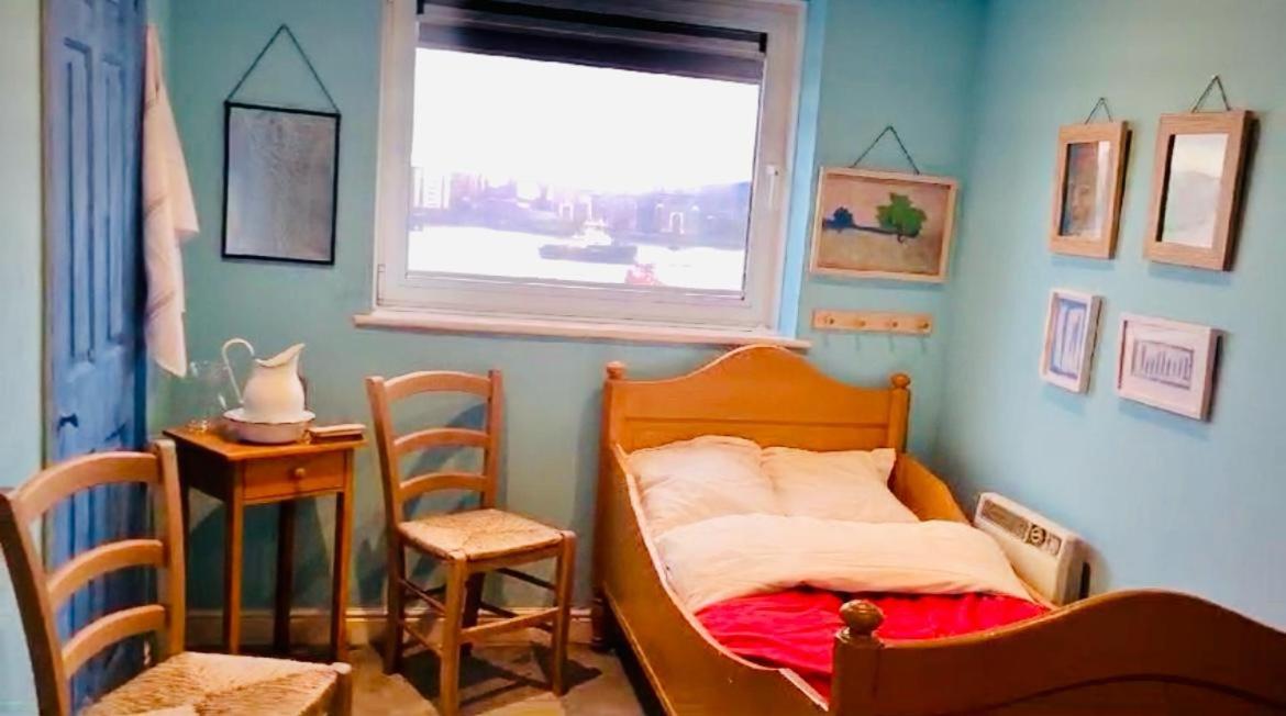 Apartment Stunning 2 Bed River View Gogh Experience *