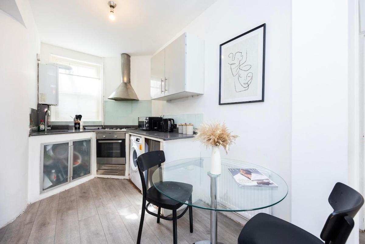 Classy 2 Bedroom Near Old Street Station London