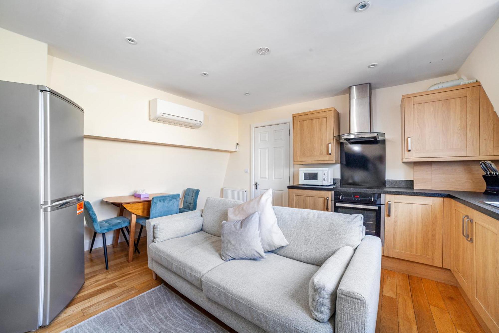 Apartment Perfect 3 King Bed Flat Near Islington *