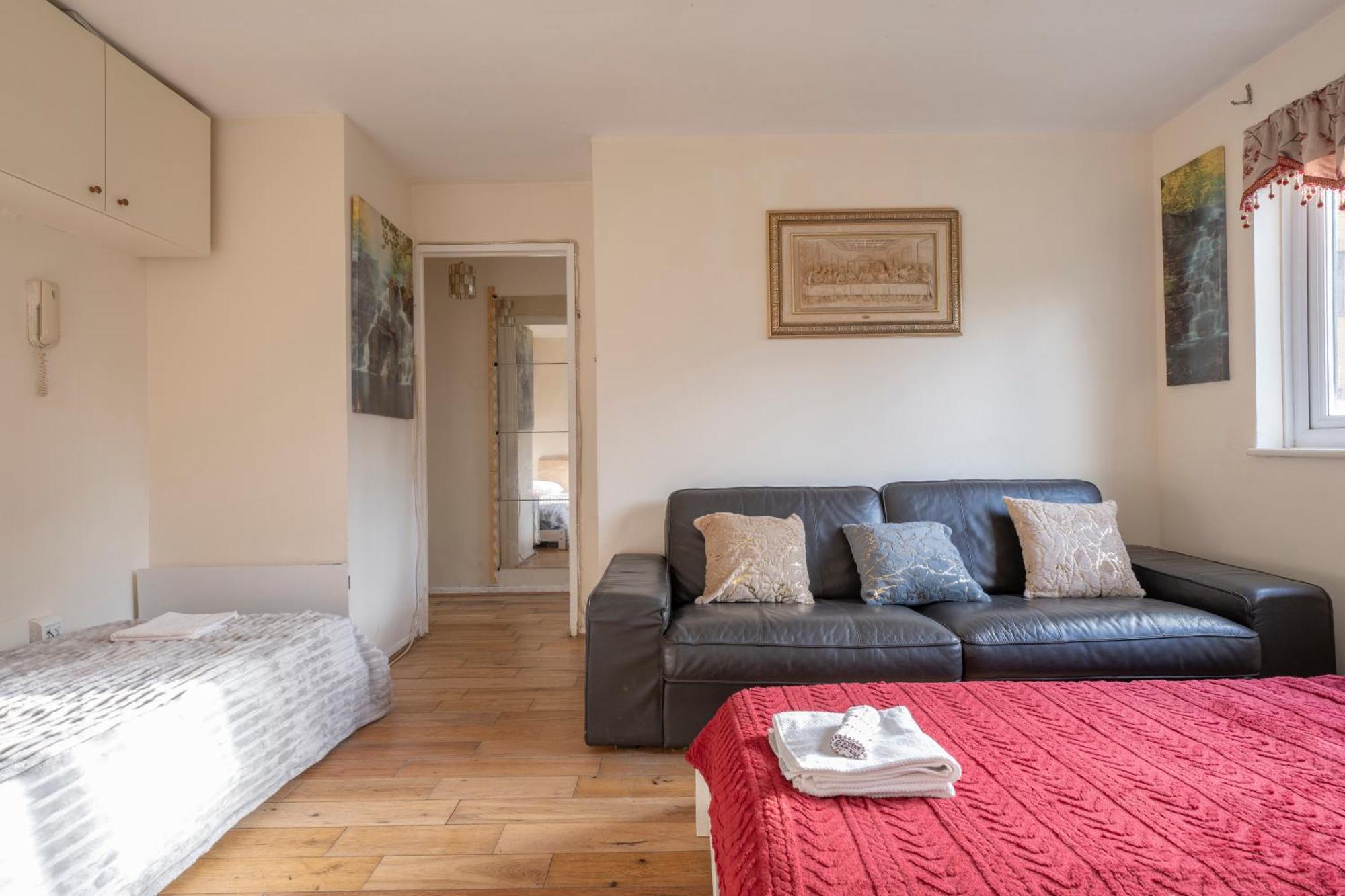 Glenville * London