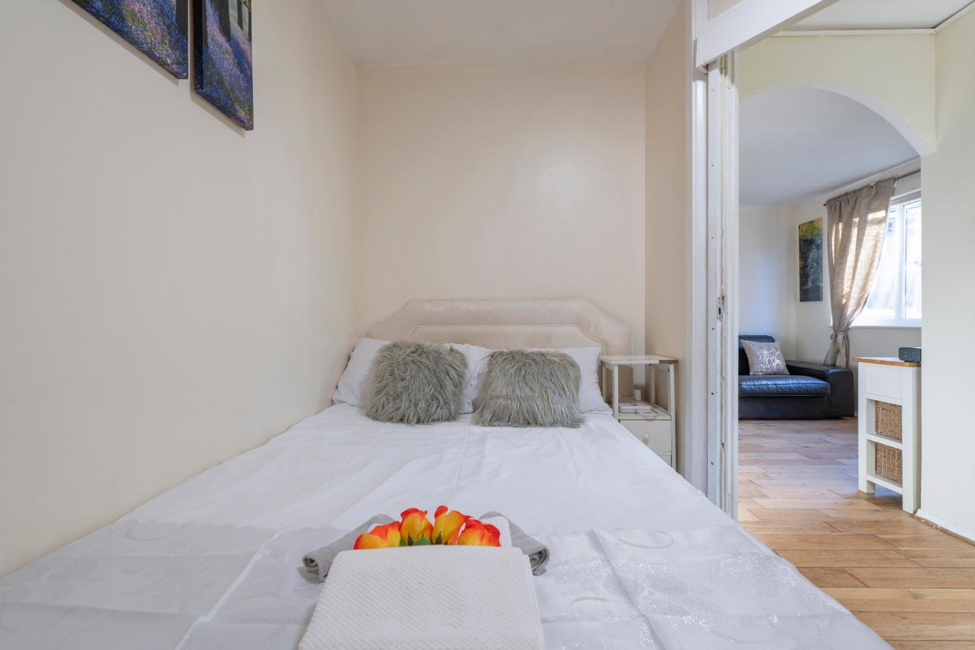 Glenville Apartment London