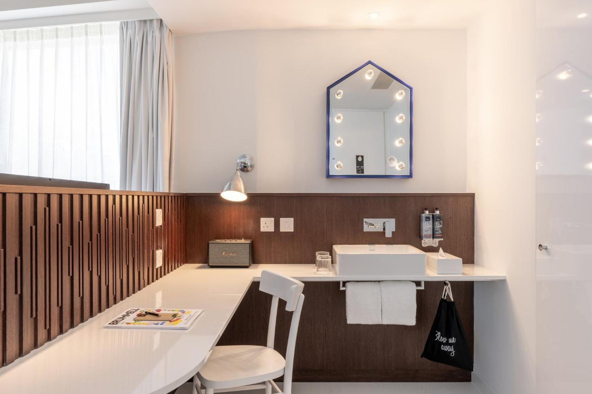 Hotel Ruby Zoe London