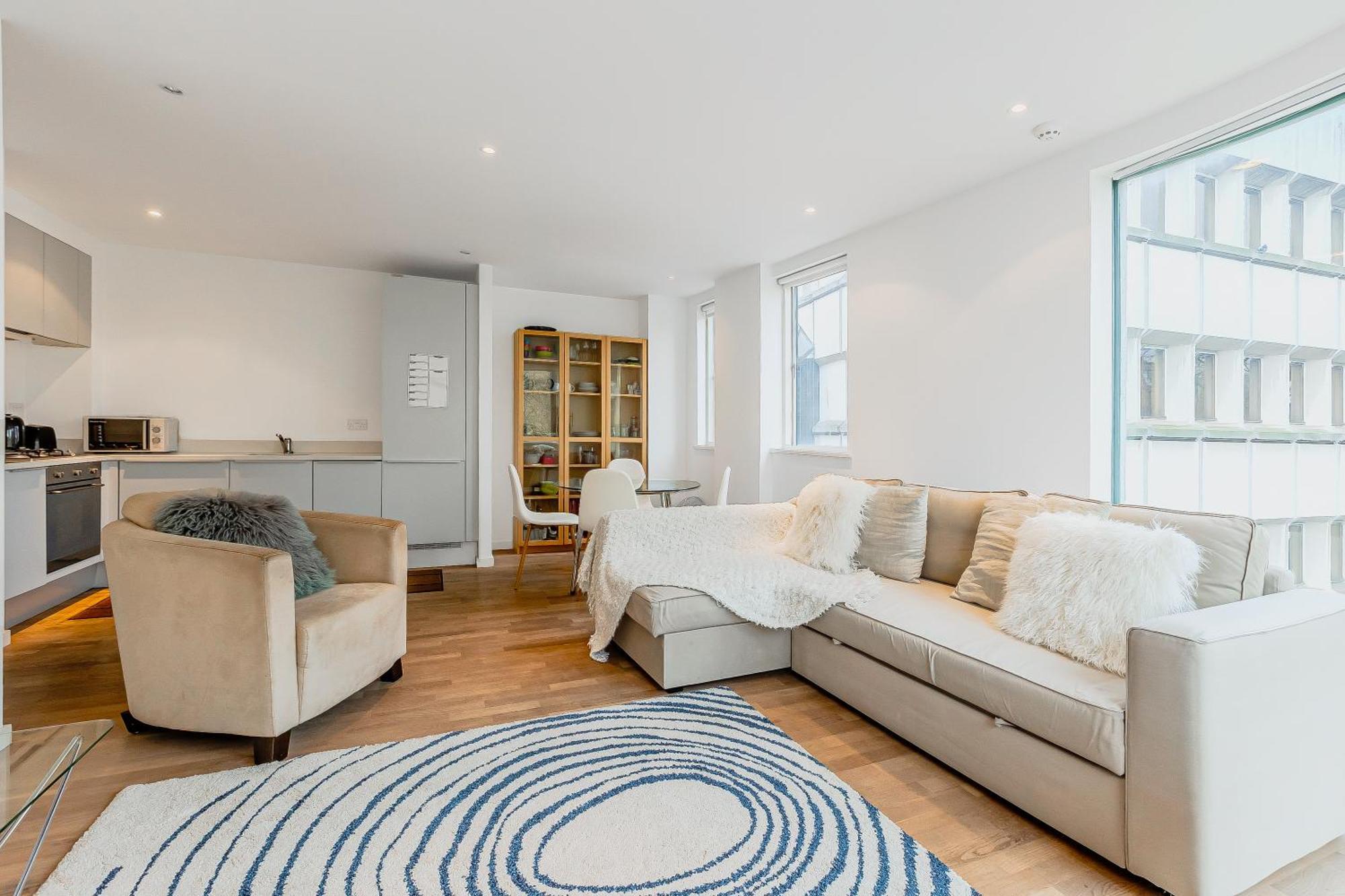 Apartment Family 1 Bdr Apt, Panoramic Views, Minute To Tube London
