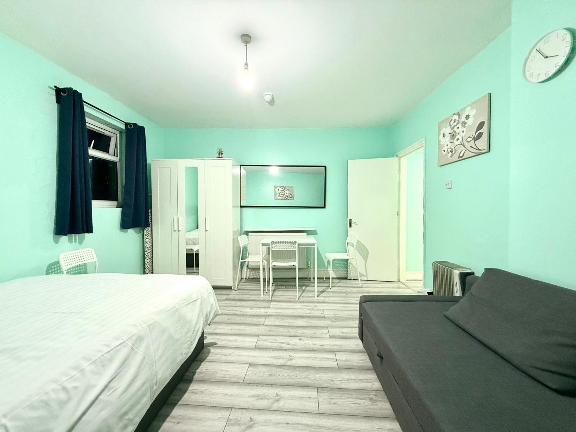 The Little Apartment