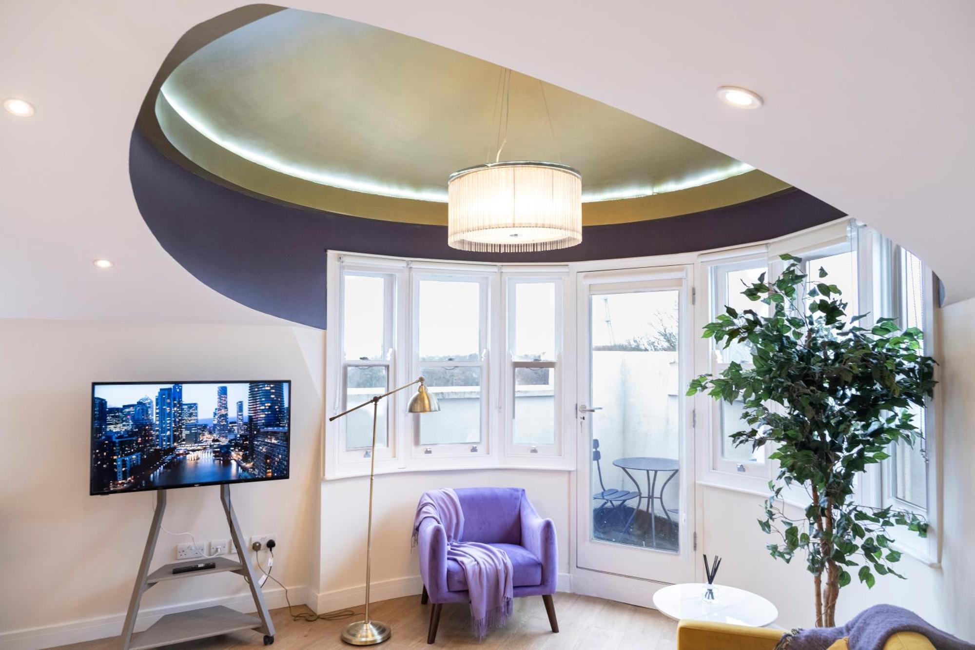Crystal Palace Apartment *