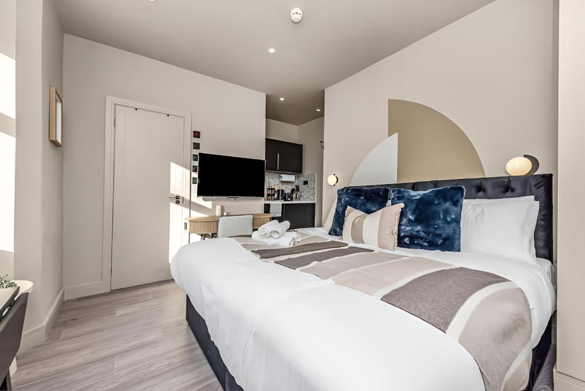 Delightful With Modern Kitchenette Apartment *