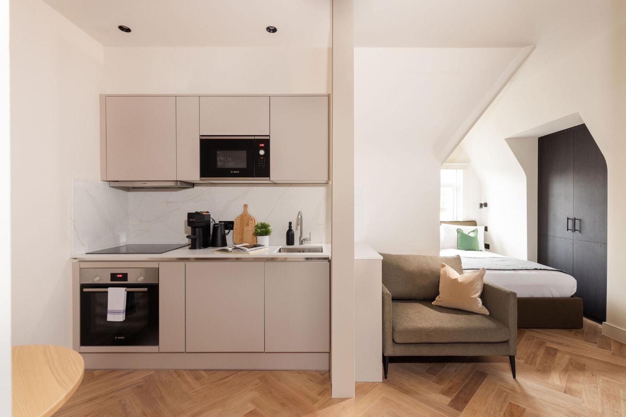 Fivem West Hampstead - North Apartment