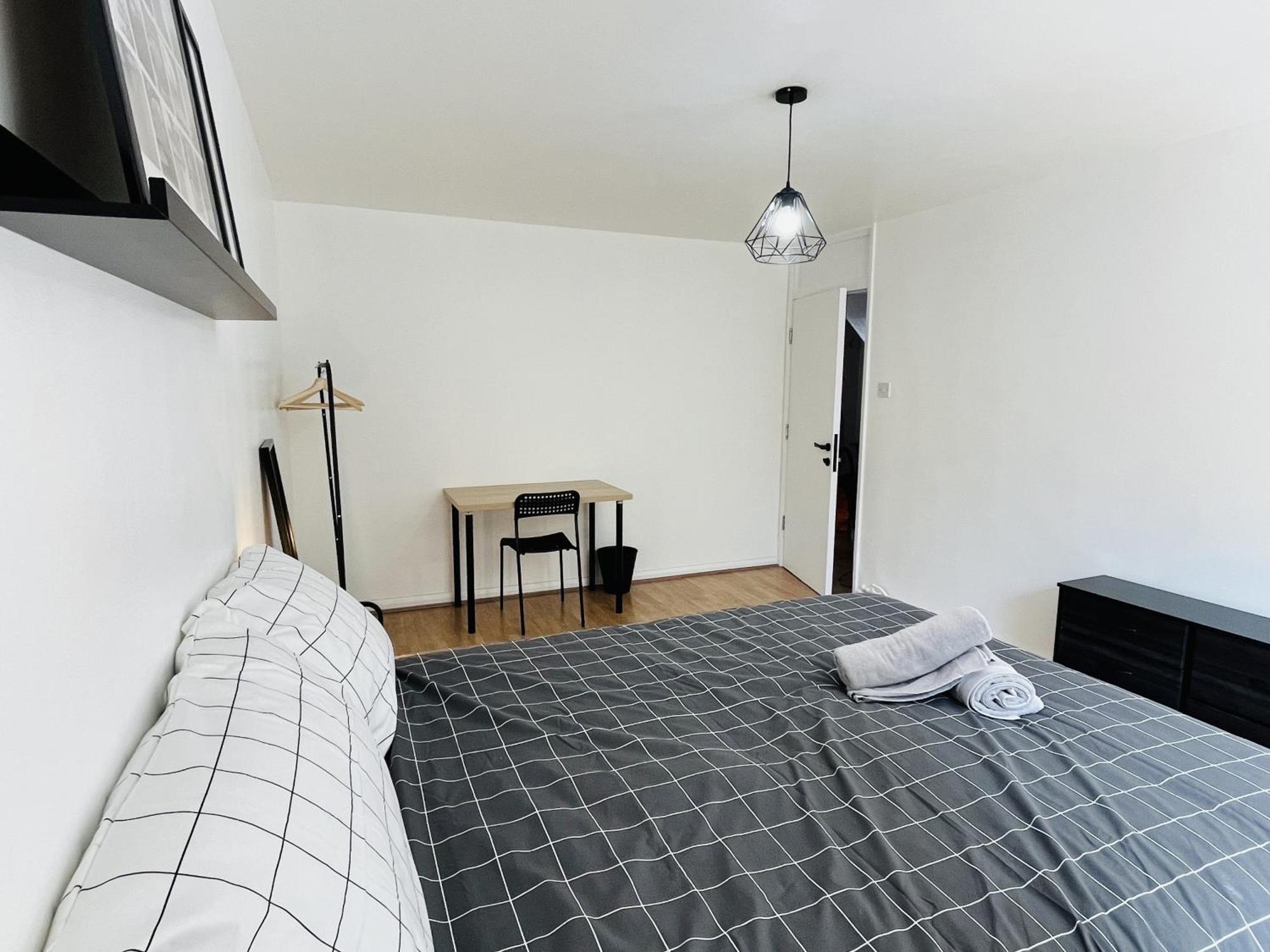 1 Double In 4 Bed Flatshare Accommodatie bij particulieren