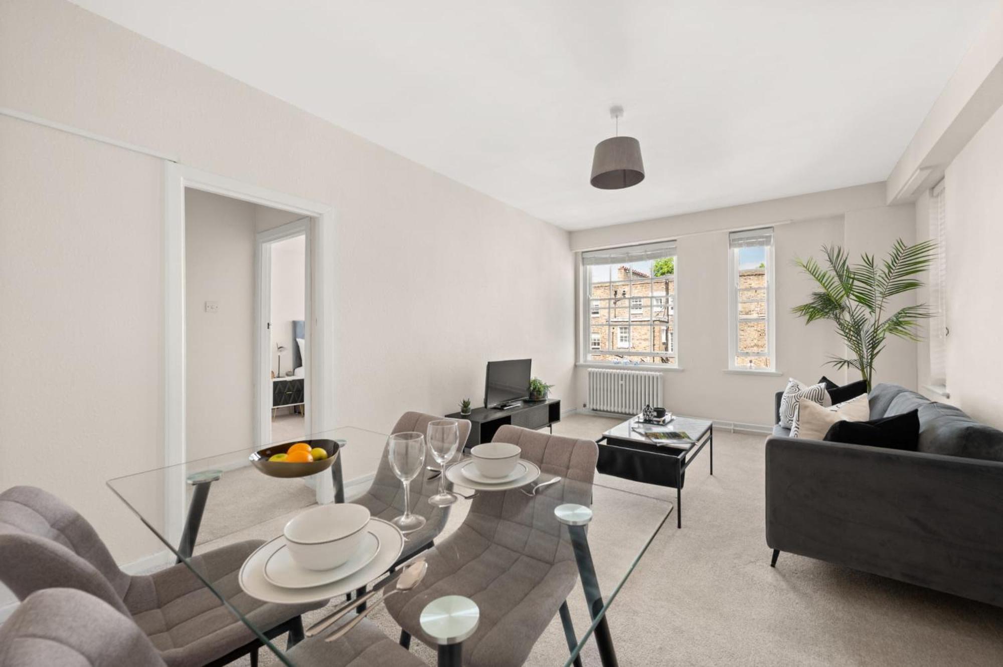 Apartment Dolphin House - Serviced Living In *