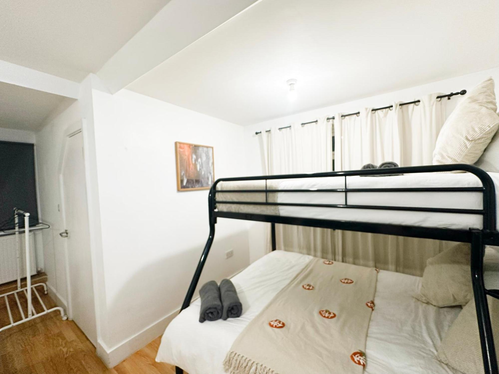 Wembley Stadium Rooms, 12mins * London