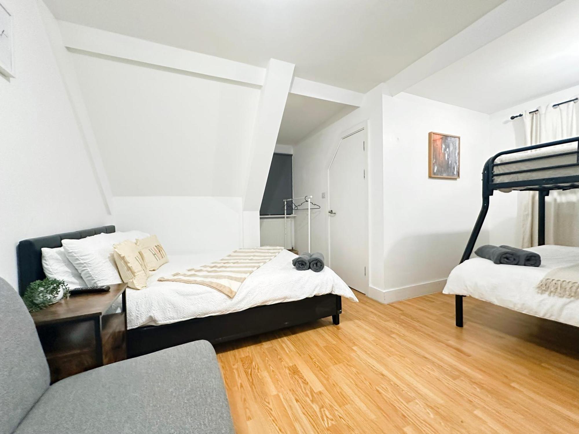 Wembley Stadium Rooms, 12mins * London