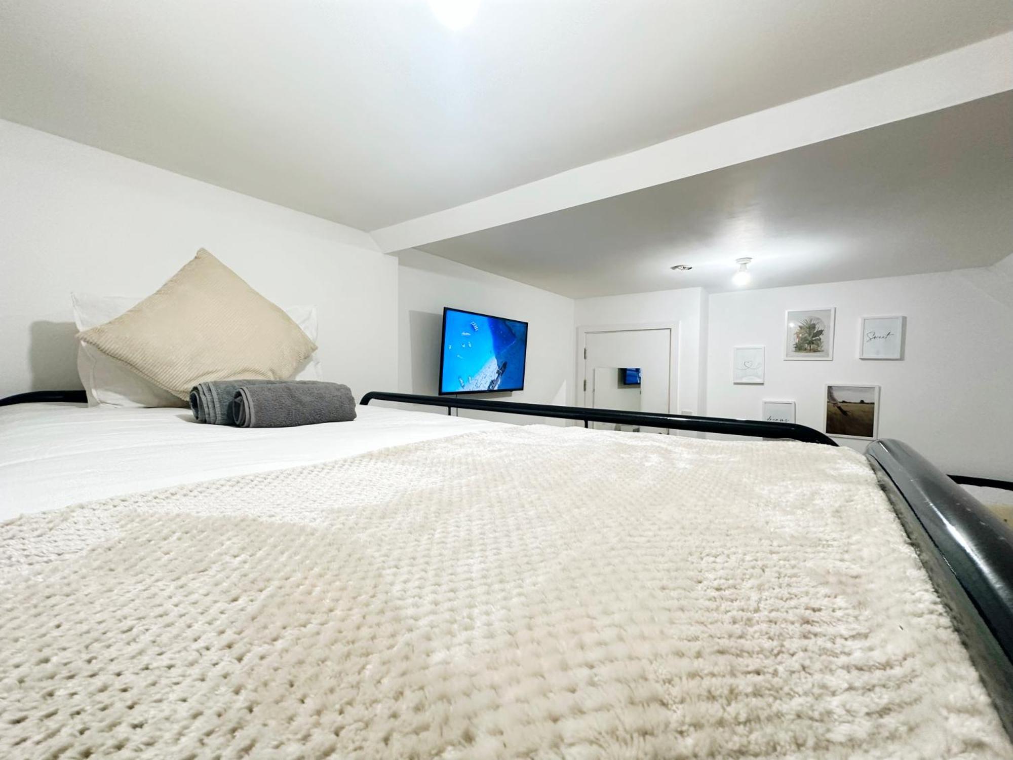 Wembley Stadium Rooms, 12mins Homestay *