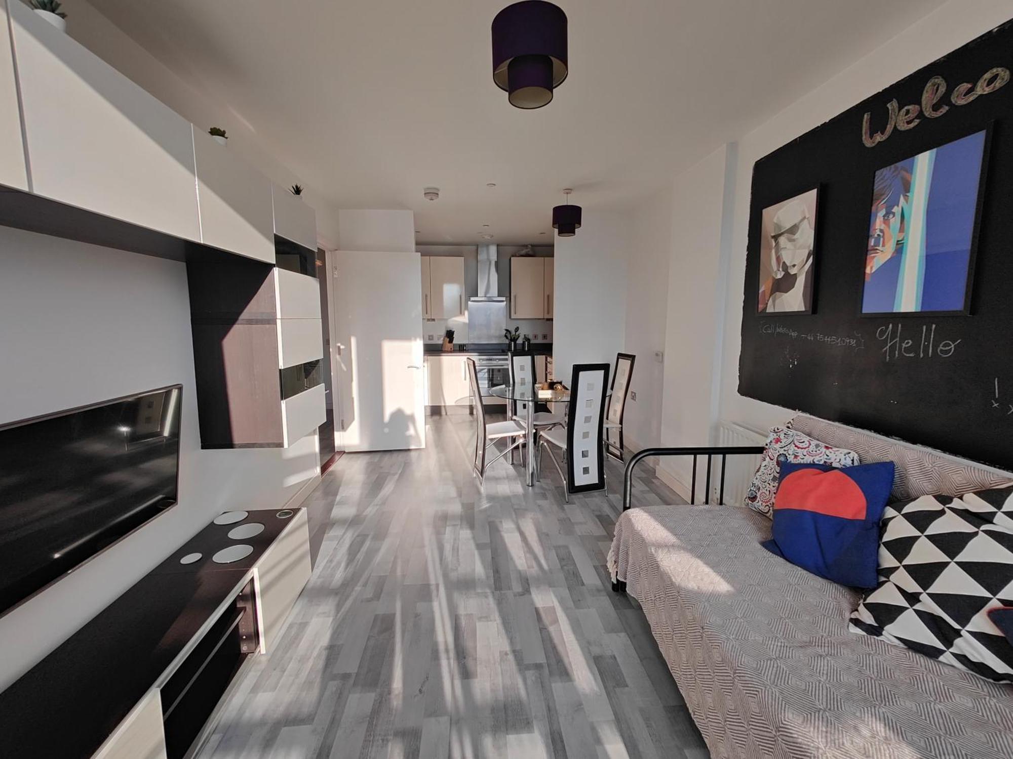 Giogio - Comfortable Stratford Flat With Stunning Views London