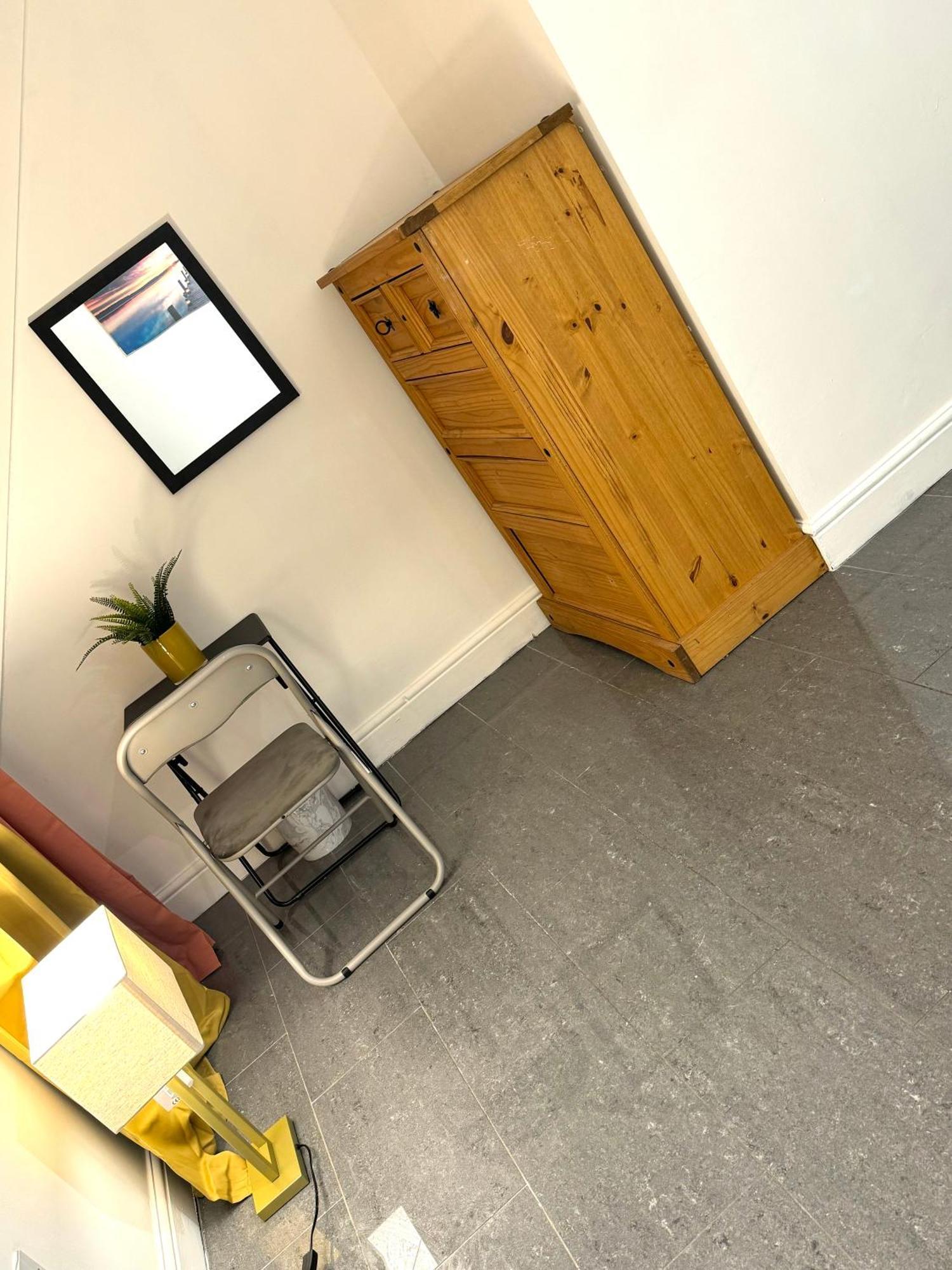 Guest house A Modern Luxury Penthouse Close To Tower-hil-canary Wharf-central London