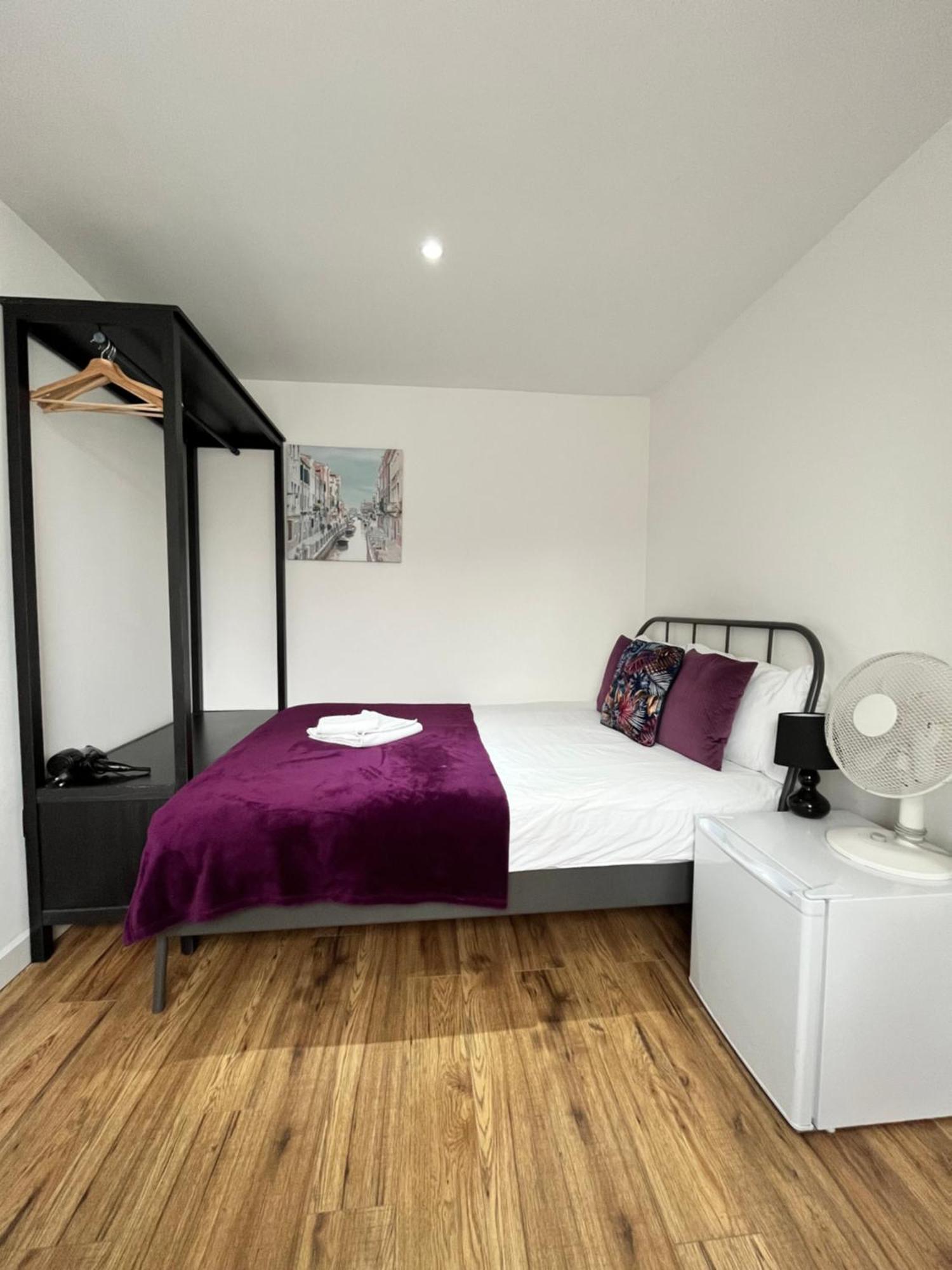 Euston Private Bedrooms 119a 4-7 Homestay