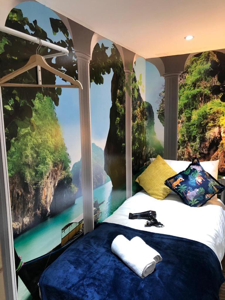 Homestay Euston Private Bedrooms 119a 4-7 *