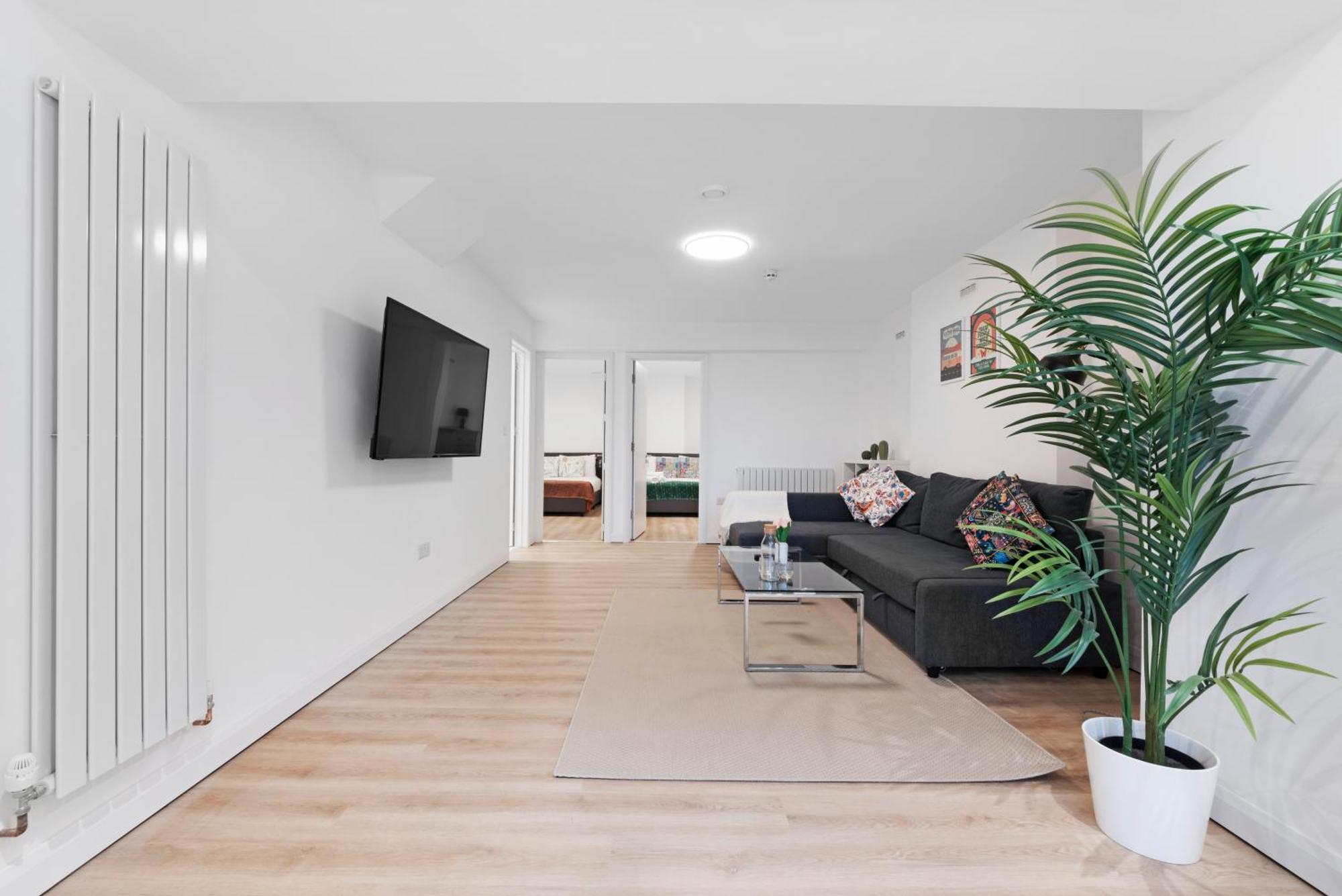 Flat In Dalston, * London