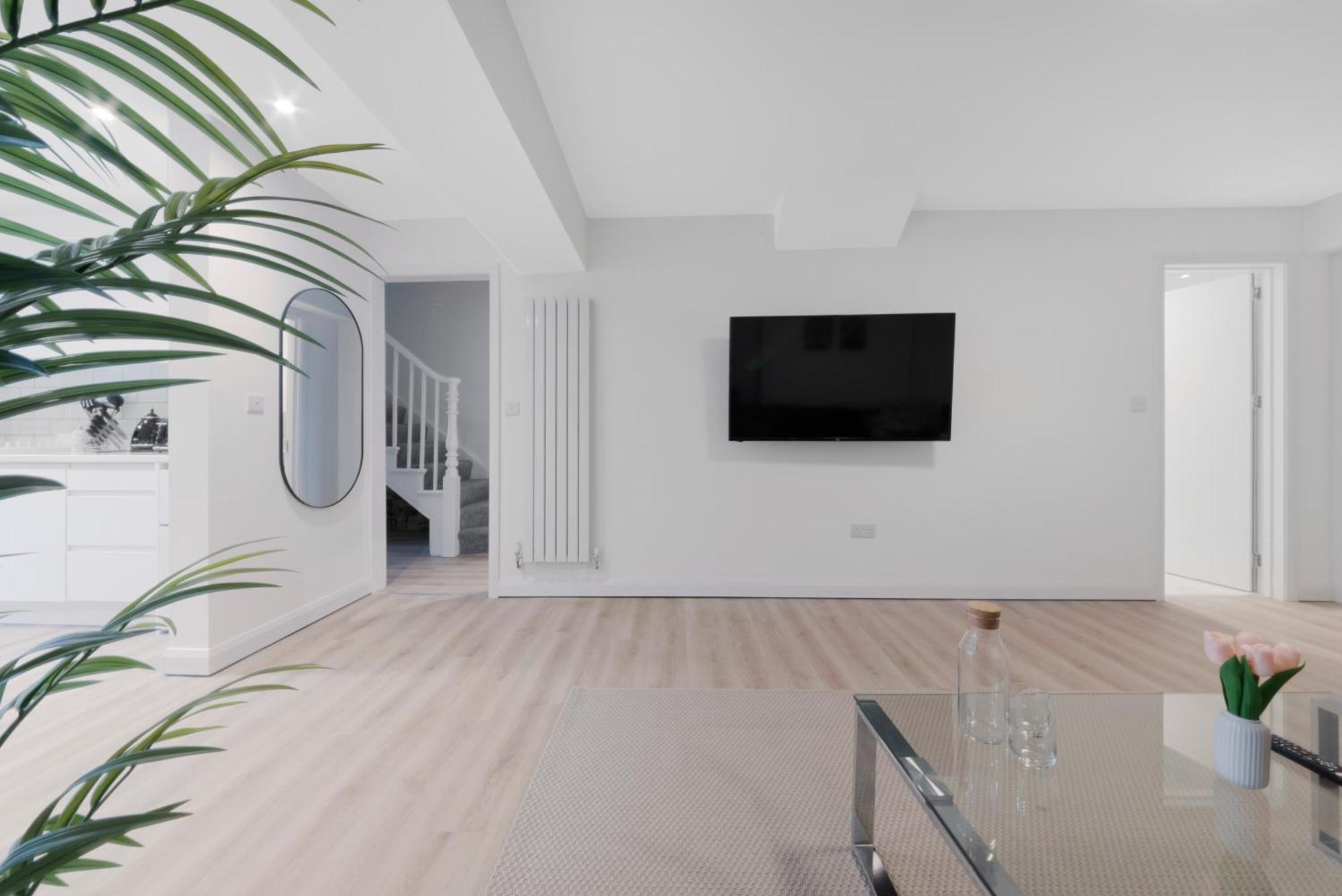 Flat In Dalston, Apartment London