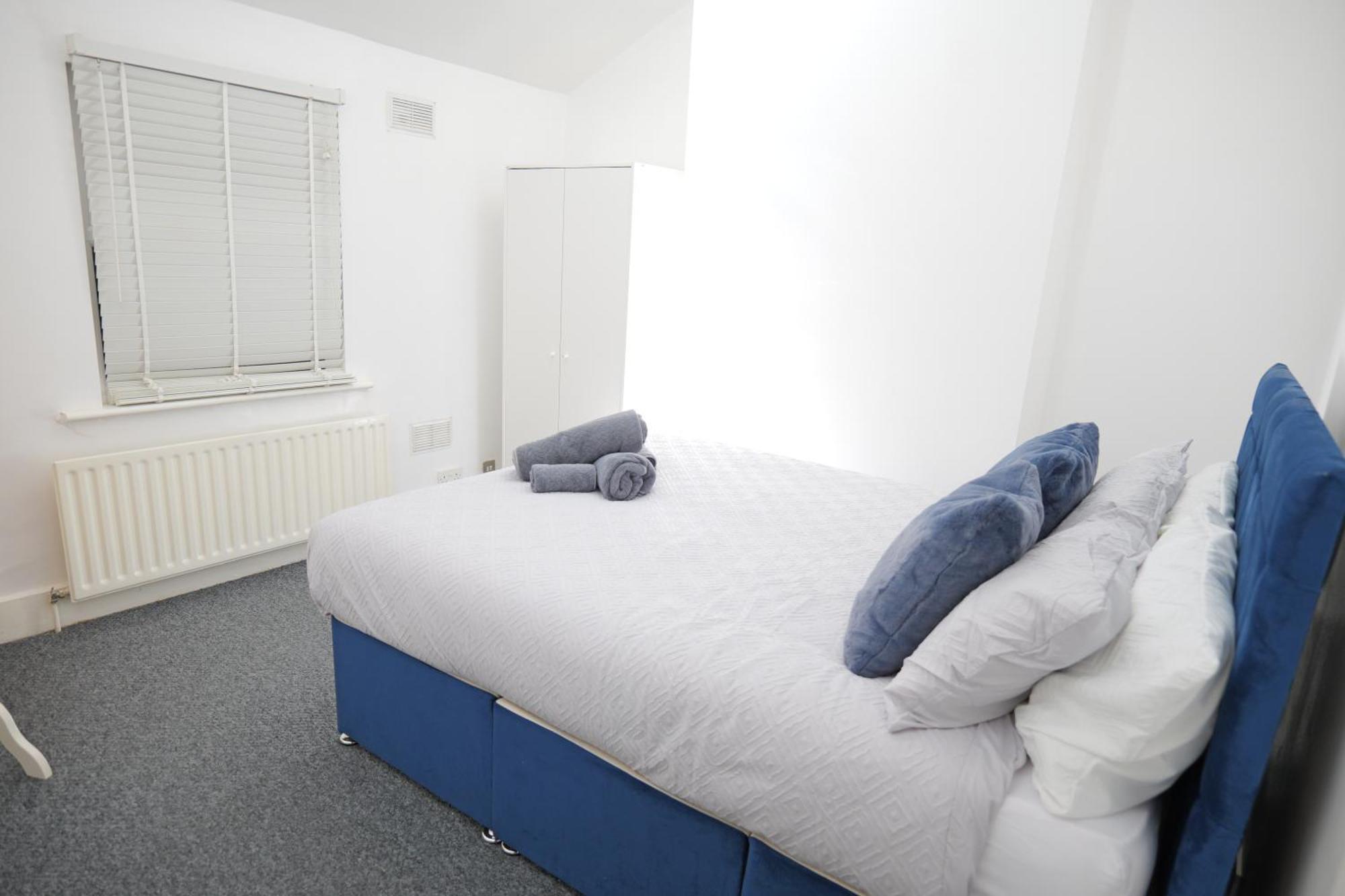 3 Br- King Size Bed, Netflix, Garden Free Parking *