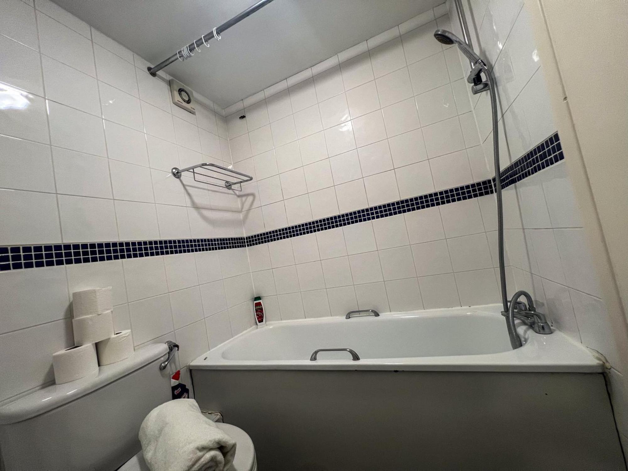 Apartment Exclusive 2-bedroom Retreat In Iconic Mayfair H8 London