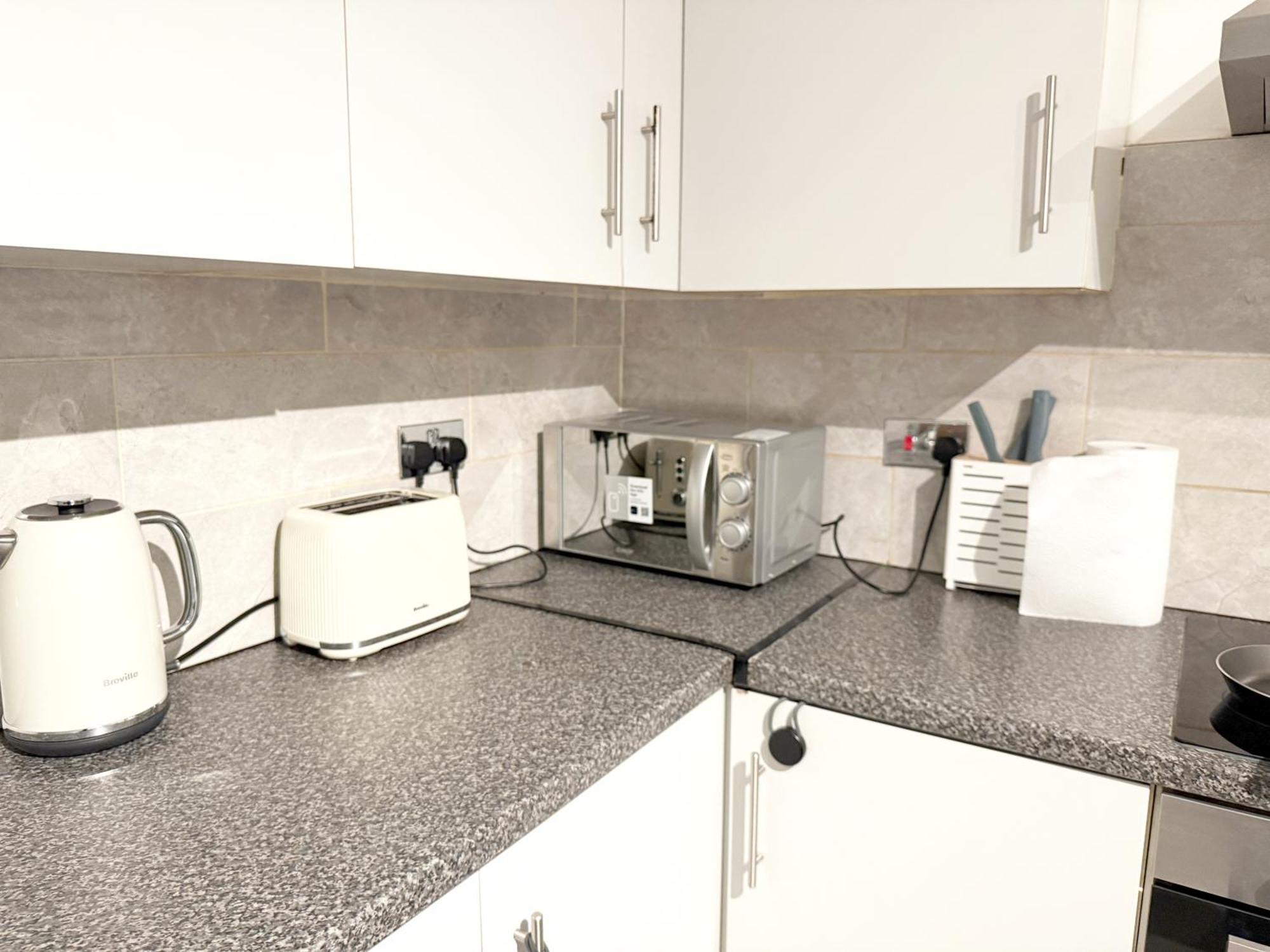 Apartment Abodess Near Wembley - 2bdr With Free Parking *