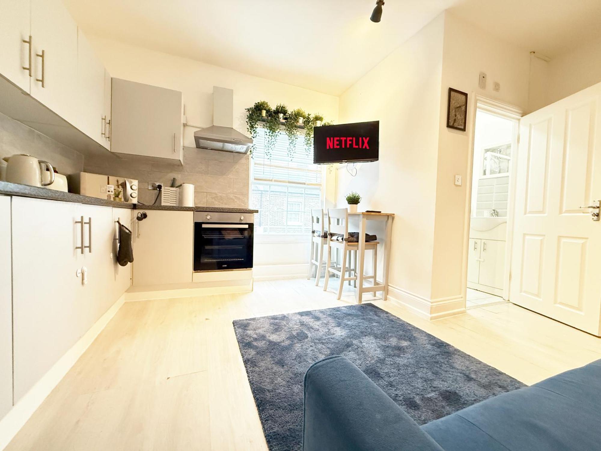 Apartment Abodess Near Wembley - 2bdr With Free Parking