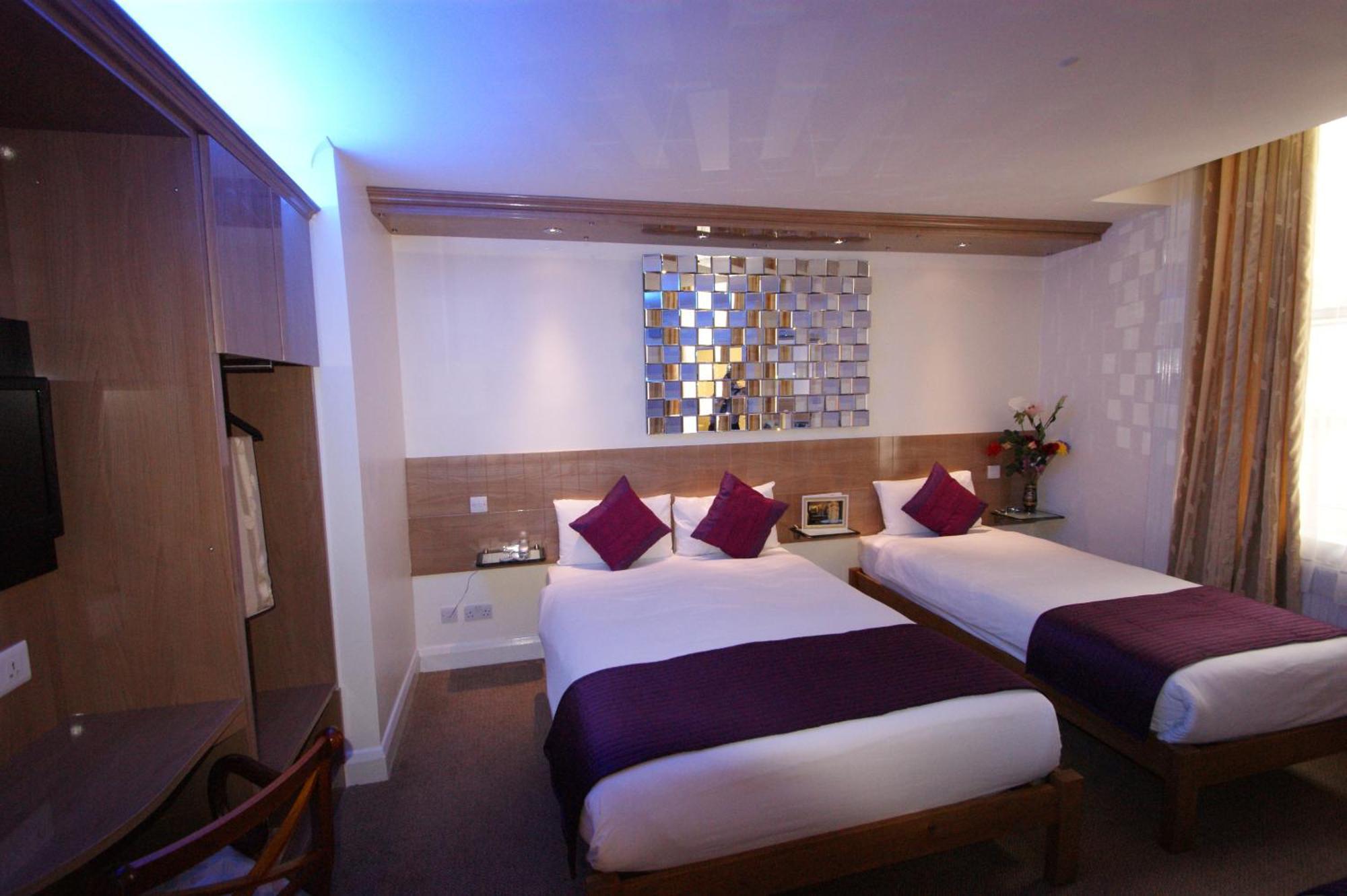 Hotel Westpoint