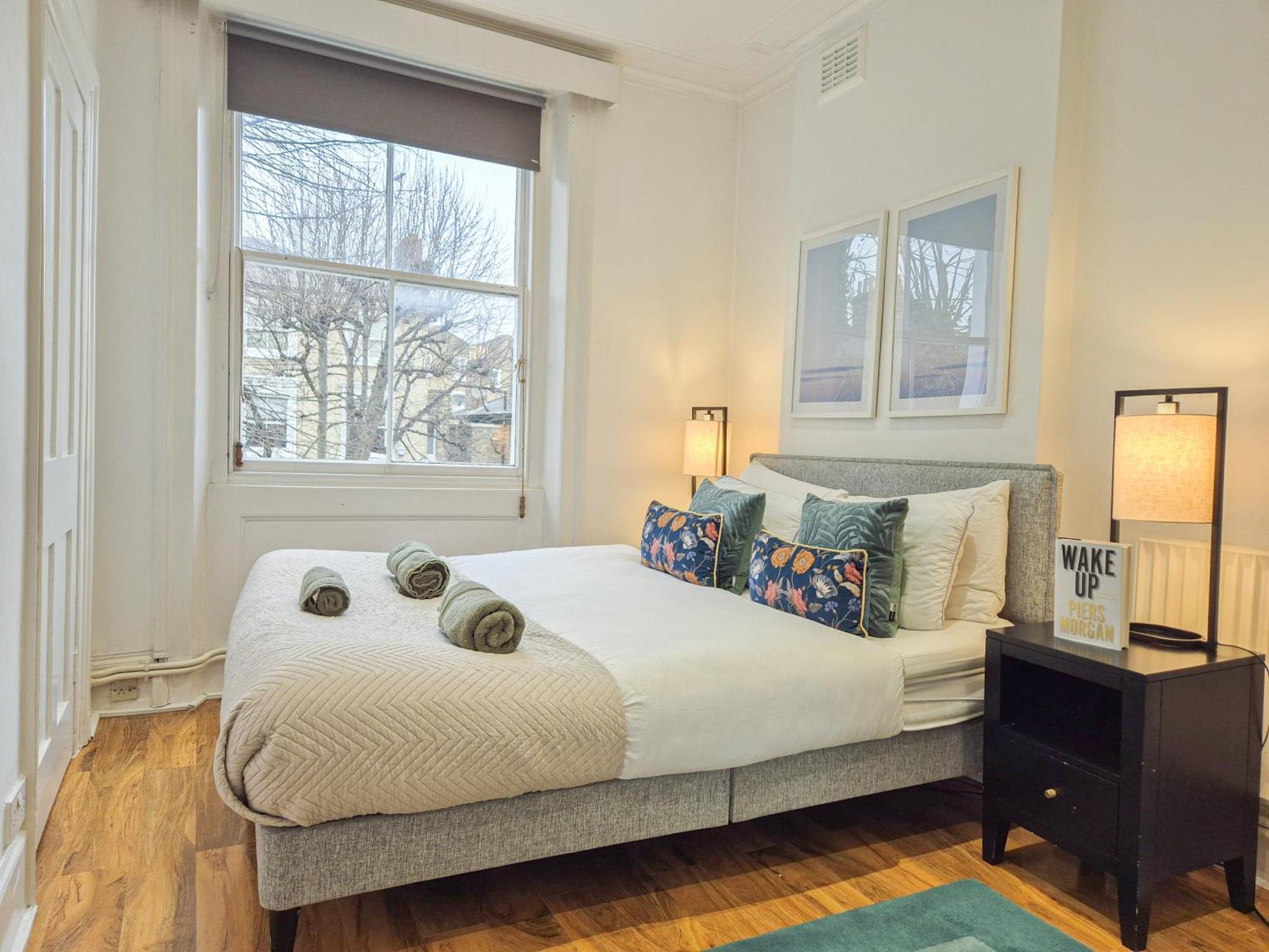 Stylish 2-bedroom Near Abbey Road, Maida Vale Apartment *