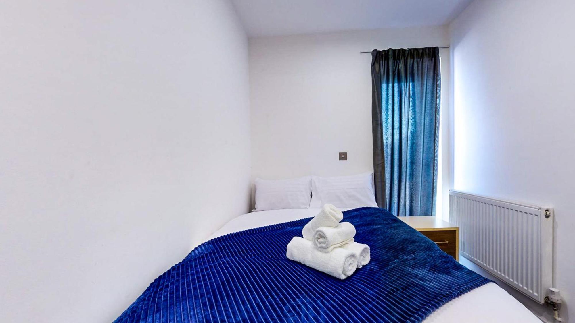 Spacious 8-person House Near Excel Free Parking Londen
